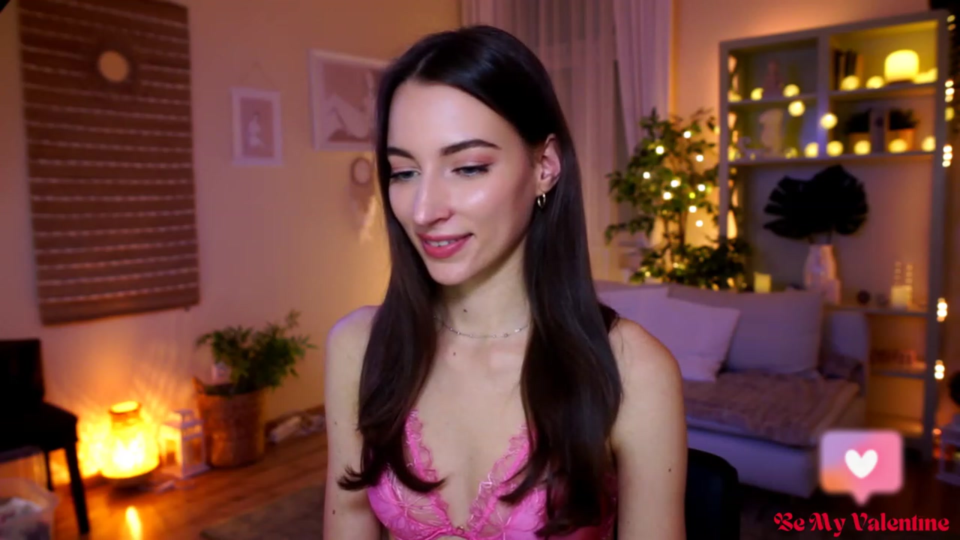 Gallery image thumbnail from Emily_grey69's myfreecams stream on, 02/14/2023, 19:50 image 11 of 20