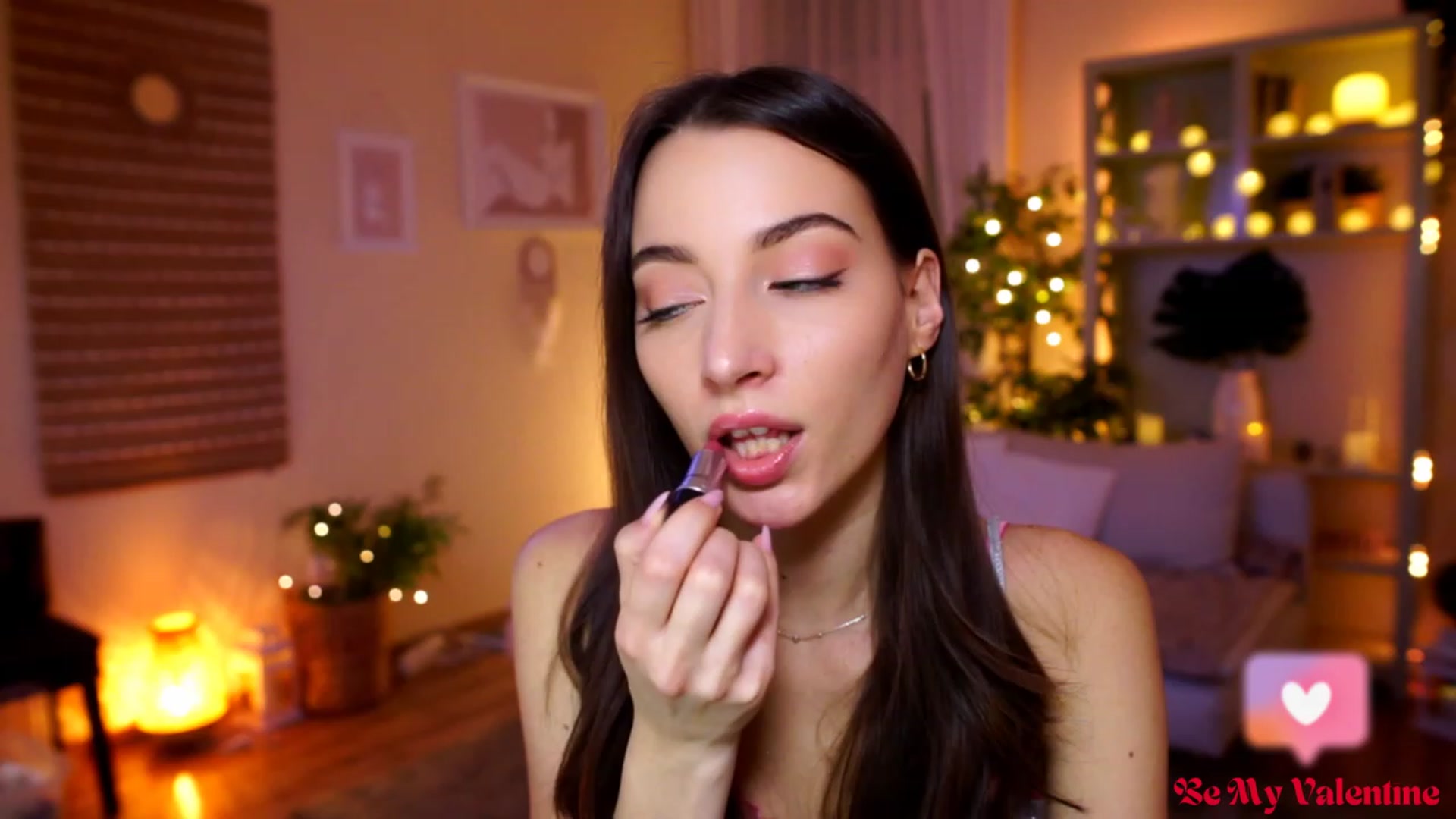 Gallery image thumbnail from Emily_grey69's myfreecams stream on, 02/14/2023, 19:50 image 1 of 20