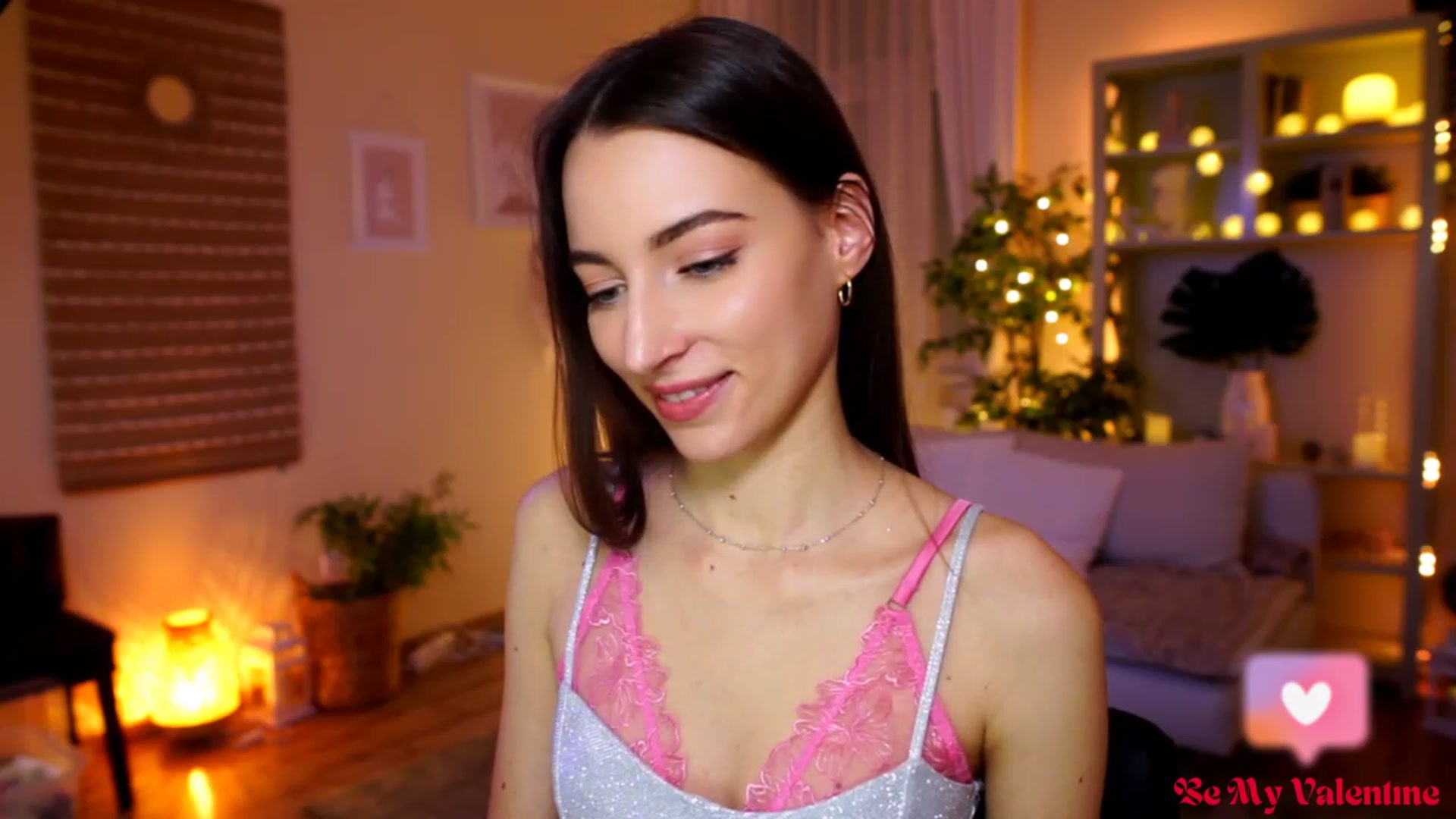 Gallery image thumbnail from Emily_grey69's myfreecams stream on, 02/14/2023, 19:50 image 9 of 20