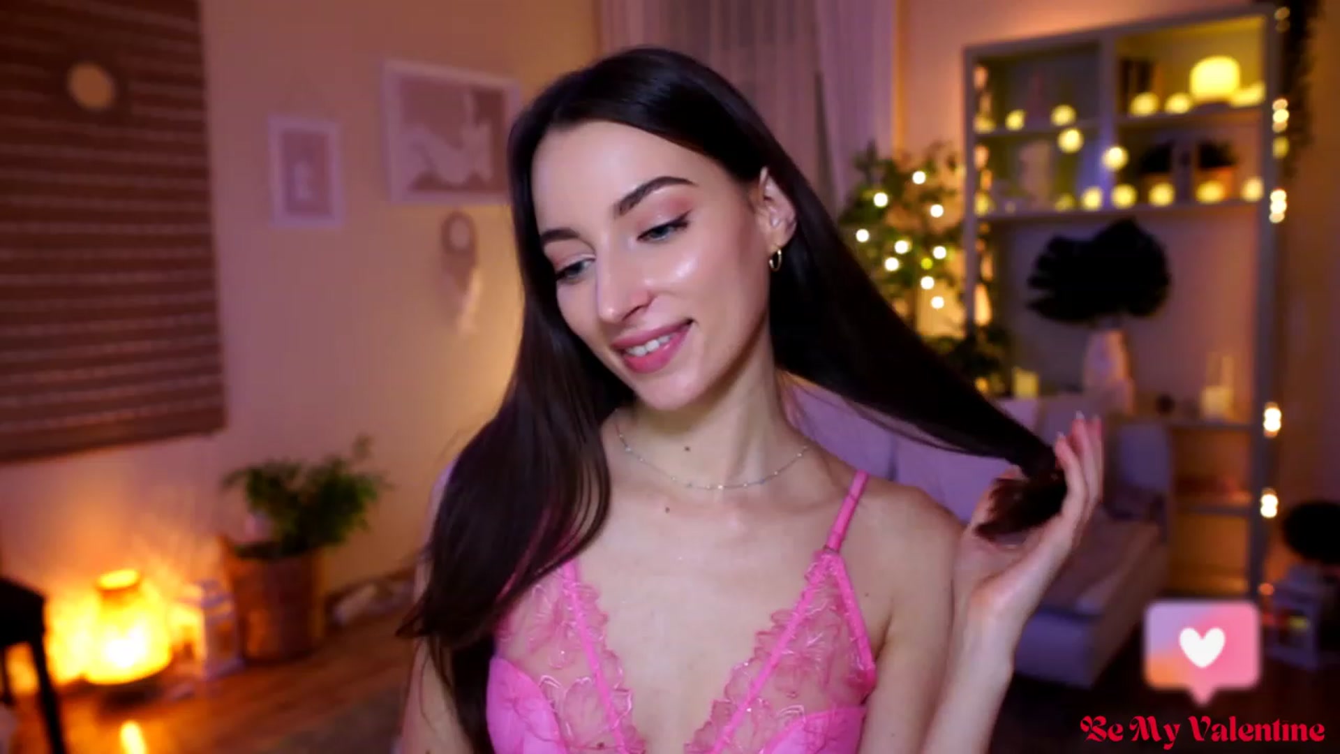 Gallery image thumbnail from Emily_grey69's myfreecams stream on, 02/14/2023, 21:56 image 15 of 20