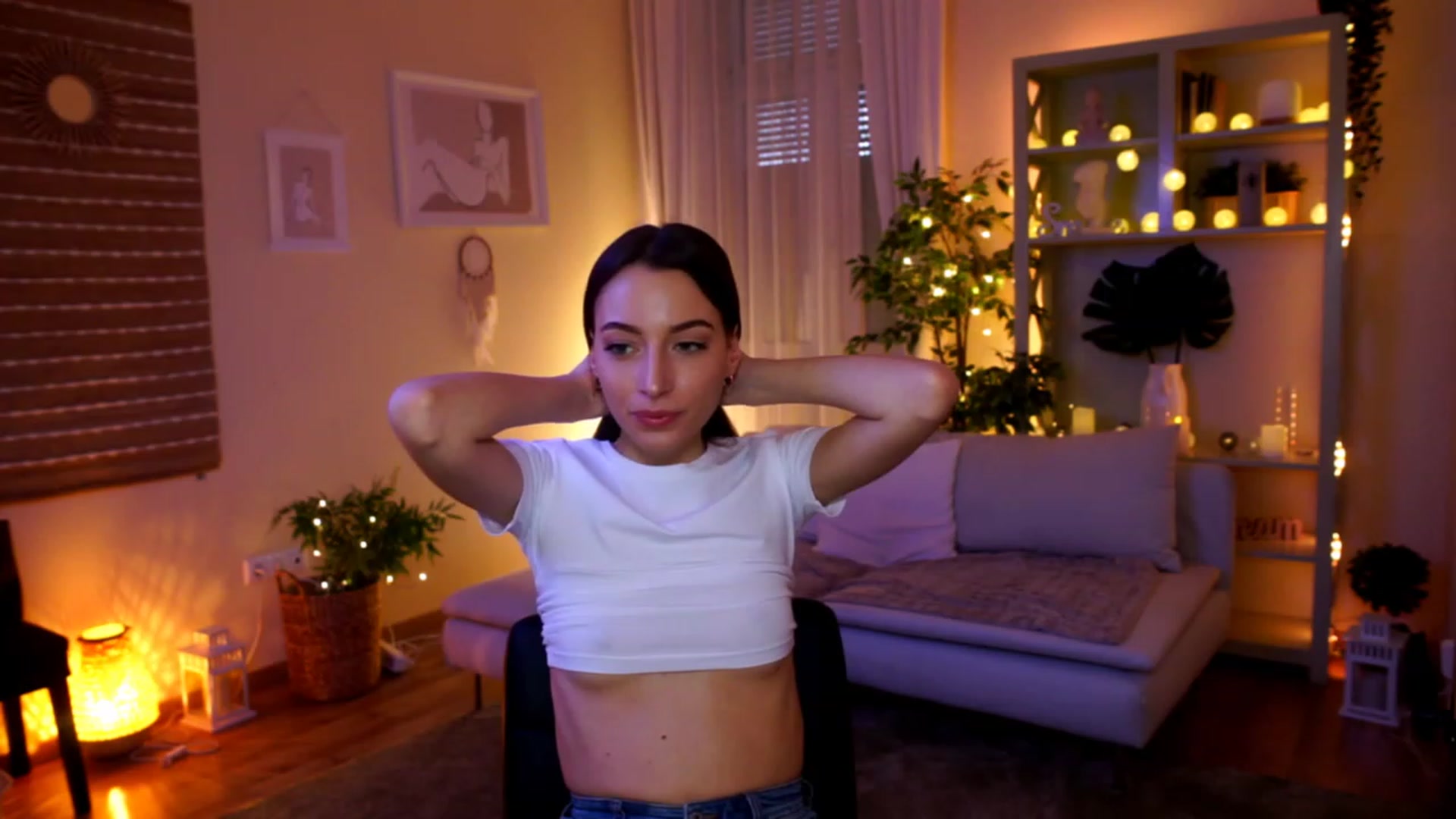 Gallery image thumbnail from Emily_grey69's myfreecams stream on, 02/17/2023, 13:13 image 19 of 20