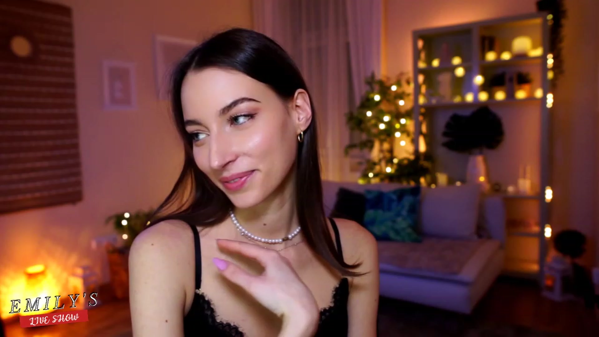 Gallery image thumbnail from Emily_grey69's myfreecams stream on, 02/23/2023, 16:25 image 16 of 20