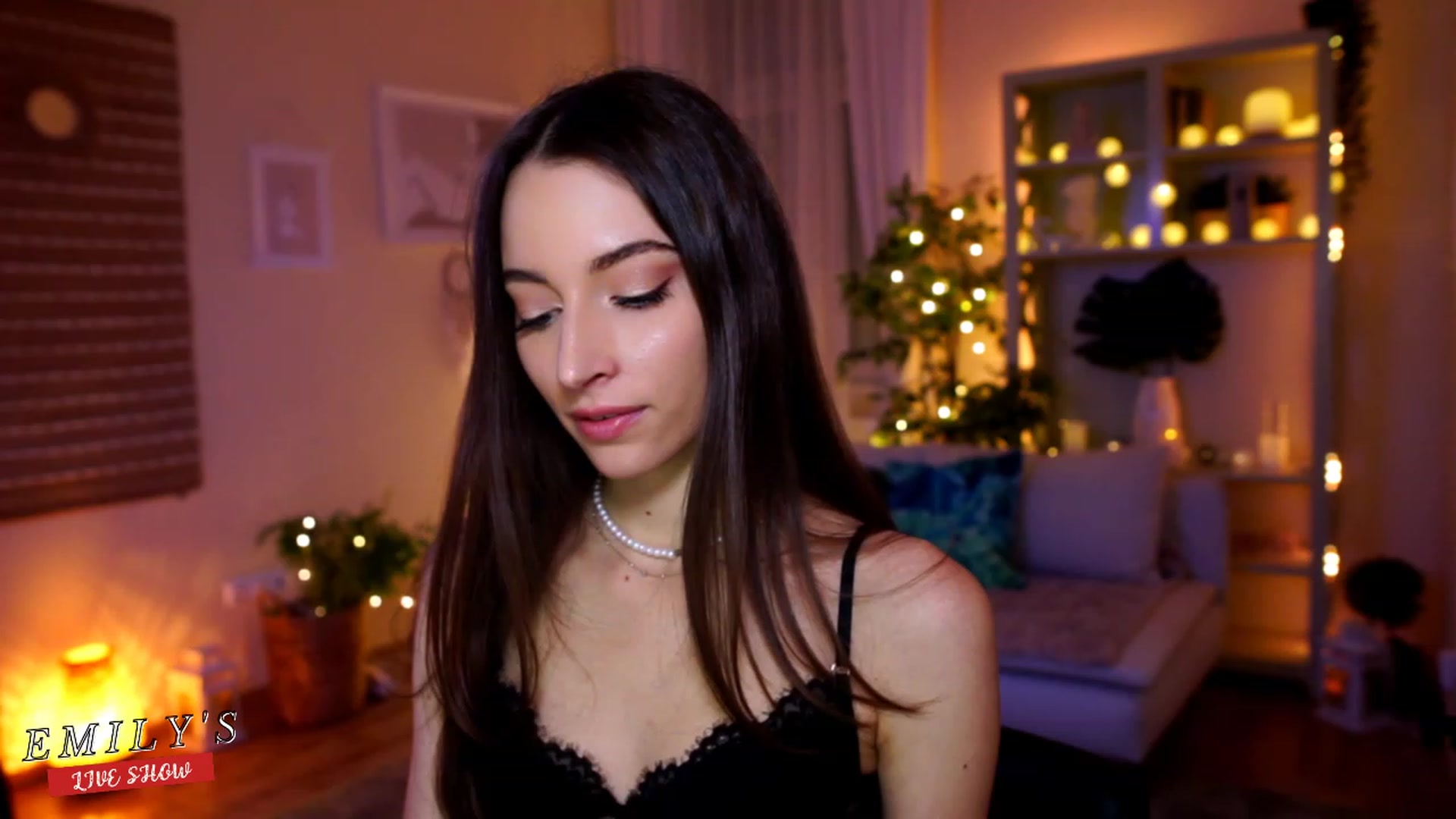Gallery image thumbnail from Emily_grey69's myfreecams stream on, 02/23/2023, 16:25 image 8 of 20