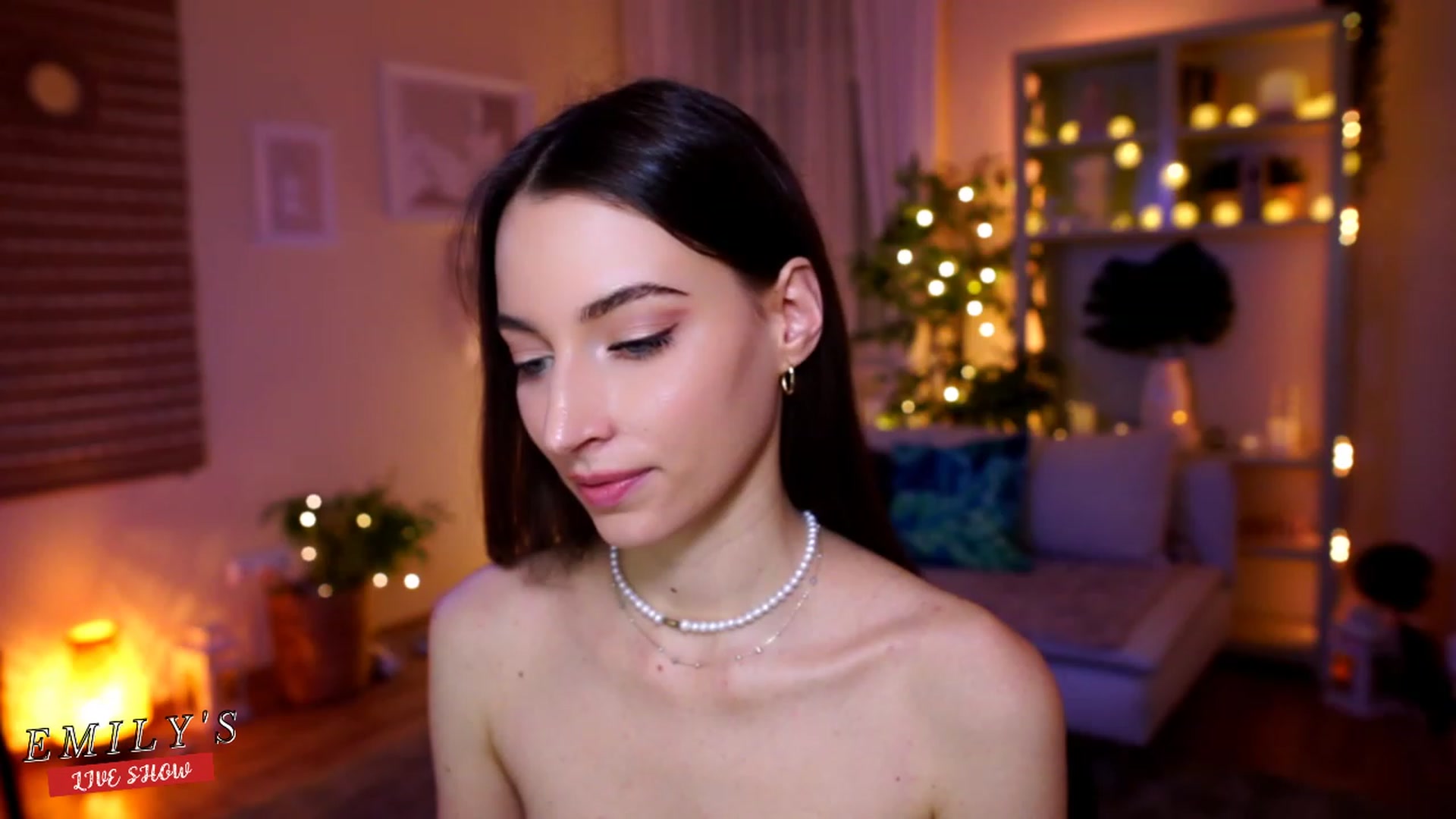 Gallery image thumbnail from Emily_grey69's myfreecams stream on, 02/23/2023, 19:59 image 13 of 20
