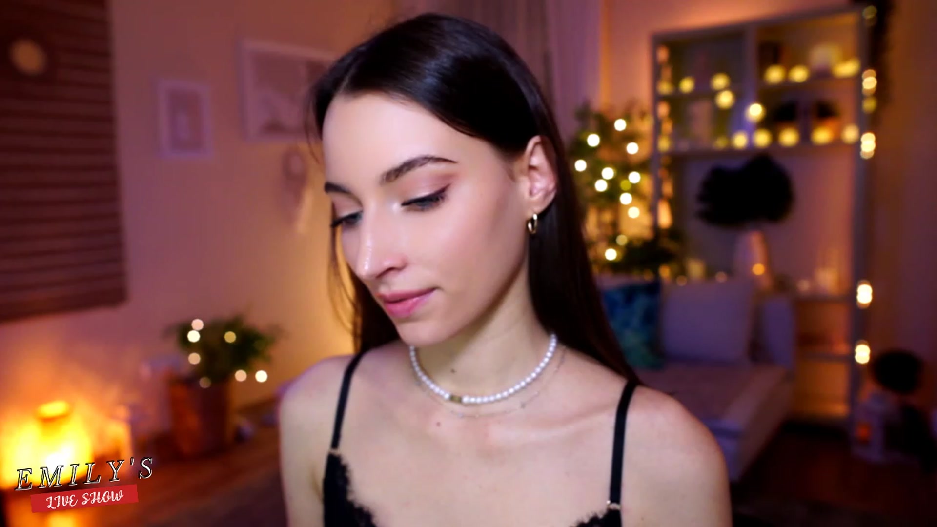 Gallery image thumbnail from Emily_grey69's myfreecams stream on, 02/23/2023, 19:59 image 10 of 20