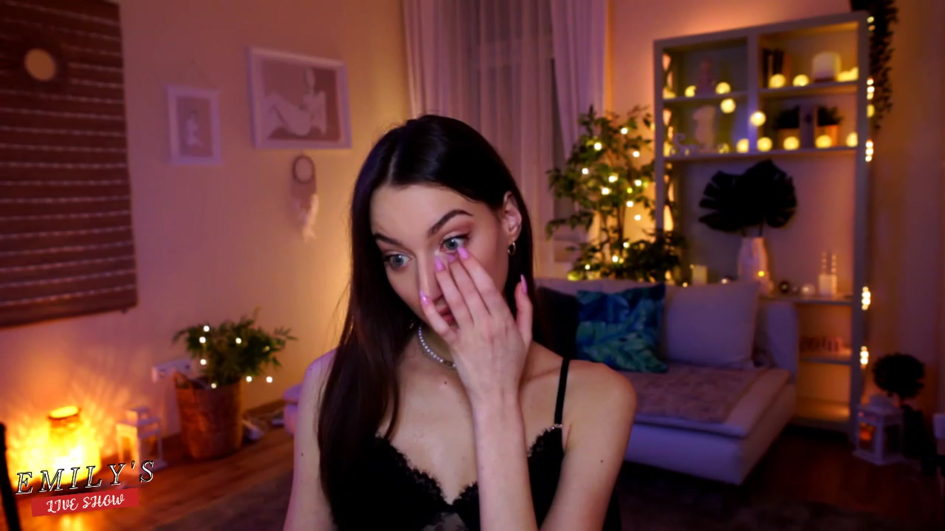 Gallery image thumbnail from Emily_grey69's myfreecams stream on, 02/23/2023, 20:25 image 8 of 20