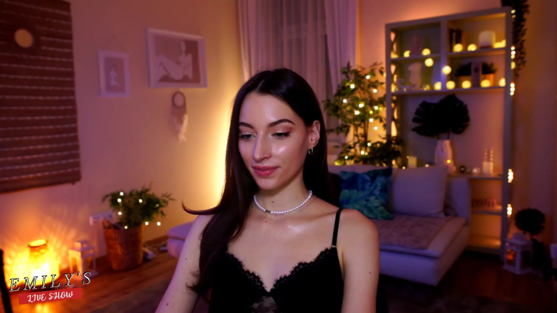 Gallery image thumbnail from Emily_grey69's myfreecams stream on, 02/23/2023, 20:25 image 13 of 20
