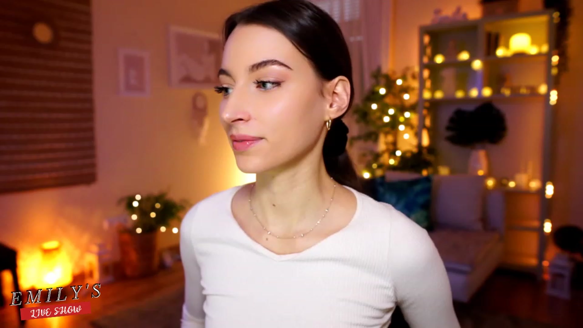 Gallery image thumbnail from Emily_grey69's myfreecams stream on, 02/25/2023, 12:52 image 6 of 20