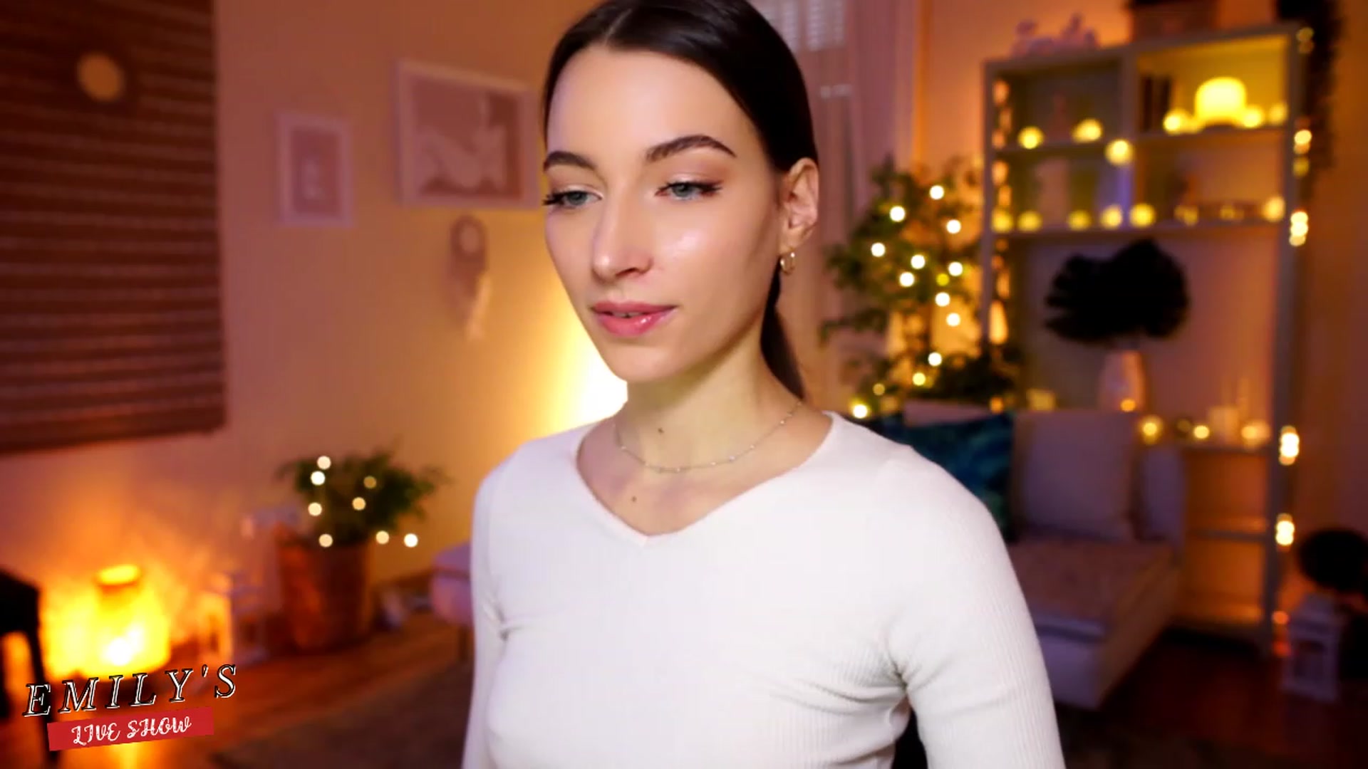 Gallery image thumbnail from Emily_grey69's myfreecams stream on, 02/25/2023, 12:52 image 4 of 20