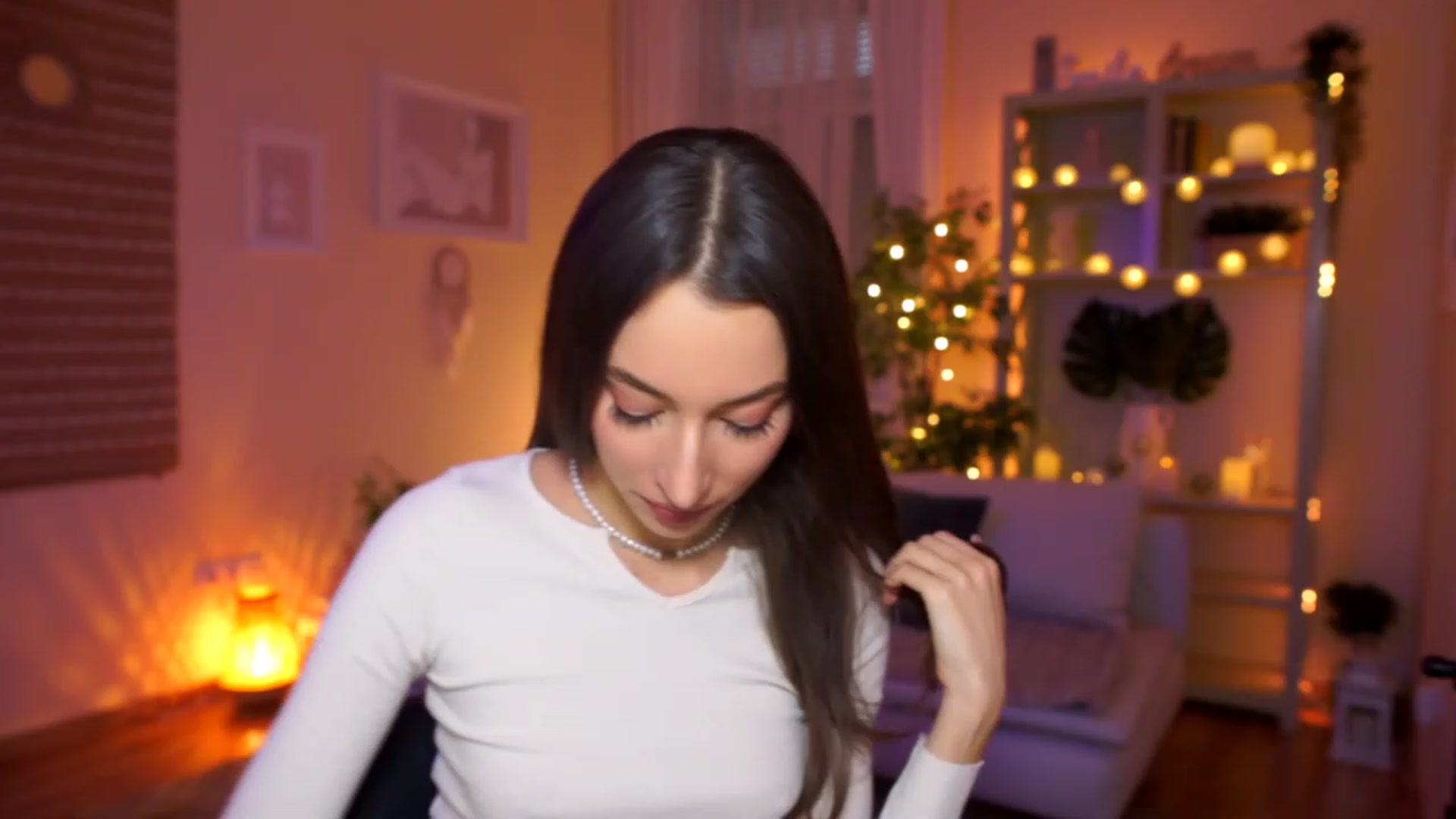 Gallery image thumbnail from Emily_grey69's myfreecams stream on, 03/15/2023, 13:26 image 3 of 20
