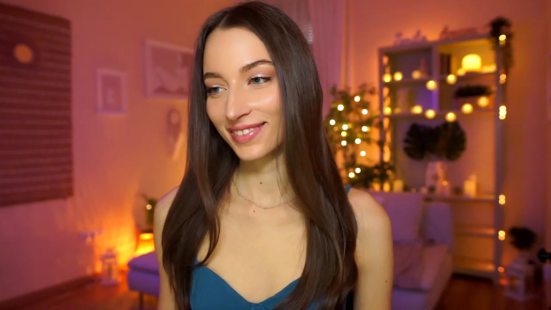 Gallery image thumbnail from Emily_grey69's myfreecams stream on, 03/24/2023, 16:56 image 1 of 20