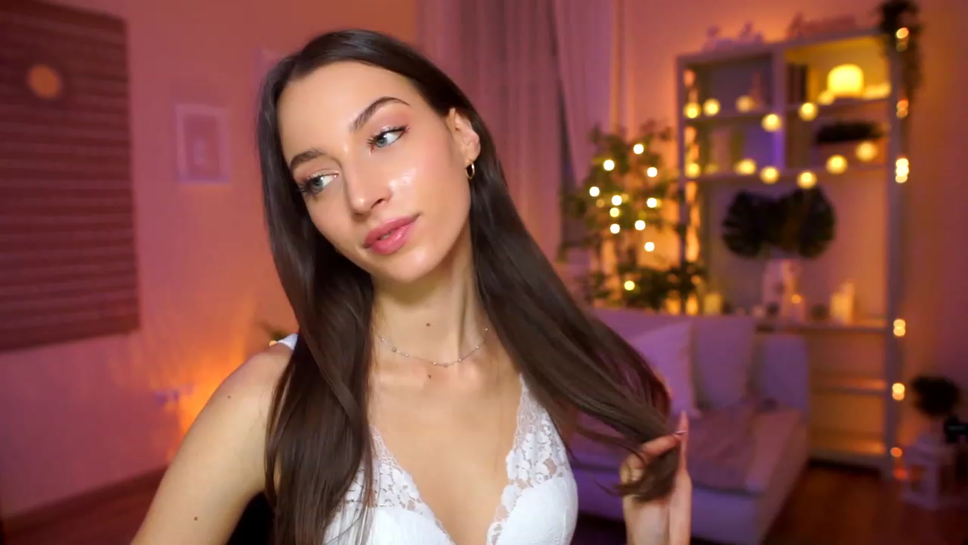 Gallery image thumbnail from Emily_grey69's myfreecams stream on, 03/24/2023, 20:14 image 1 of 20