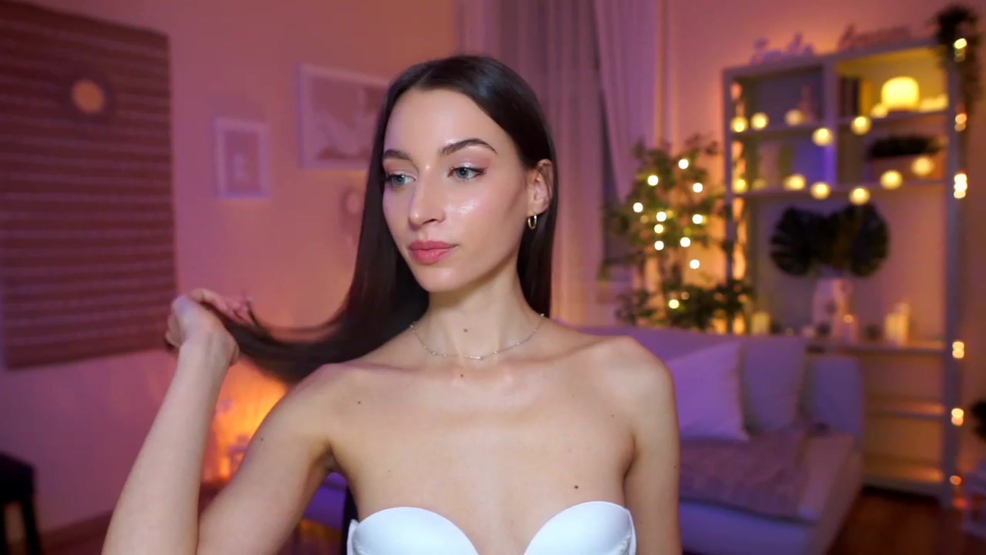 Gallery image thumbnail from Emily_grey69's myfreecams stream on, 03/24/2023, 20:14 image 20 of 20