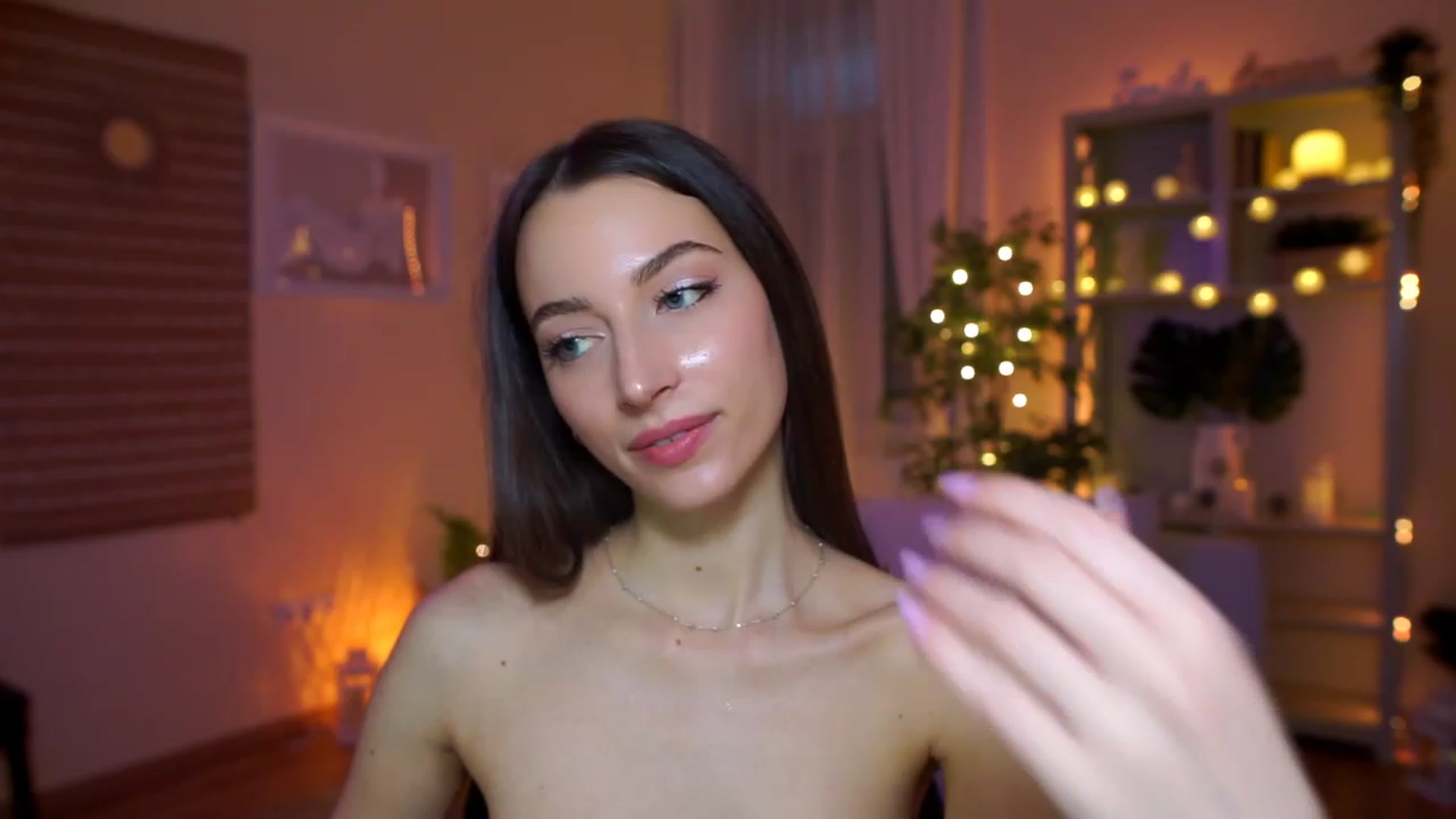 Gallery image thumbnail from Emily_grey69's myfreecams stream on, 03/26/2023, 14:49 image 10 of 20