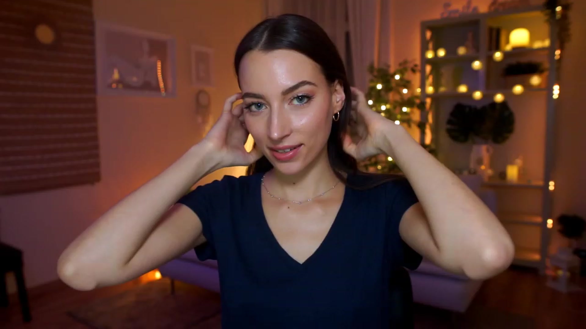 Gallery image thumbnail from Emily_grey69's myfreecams stream on, 03/29/2023, 19:55 image 7 of 20