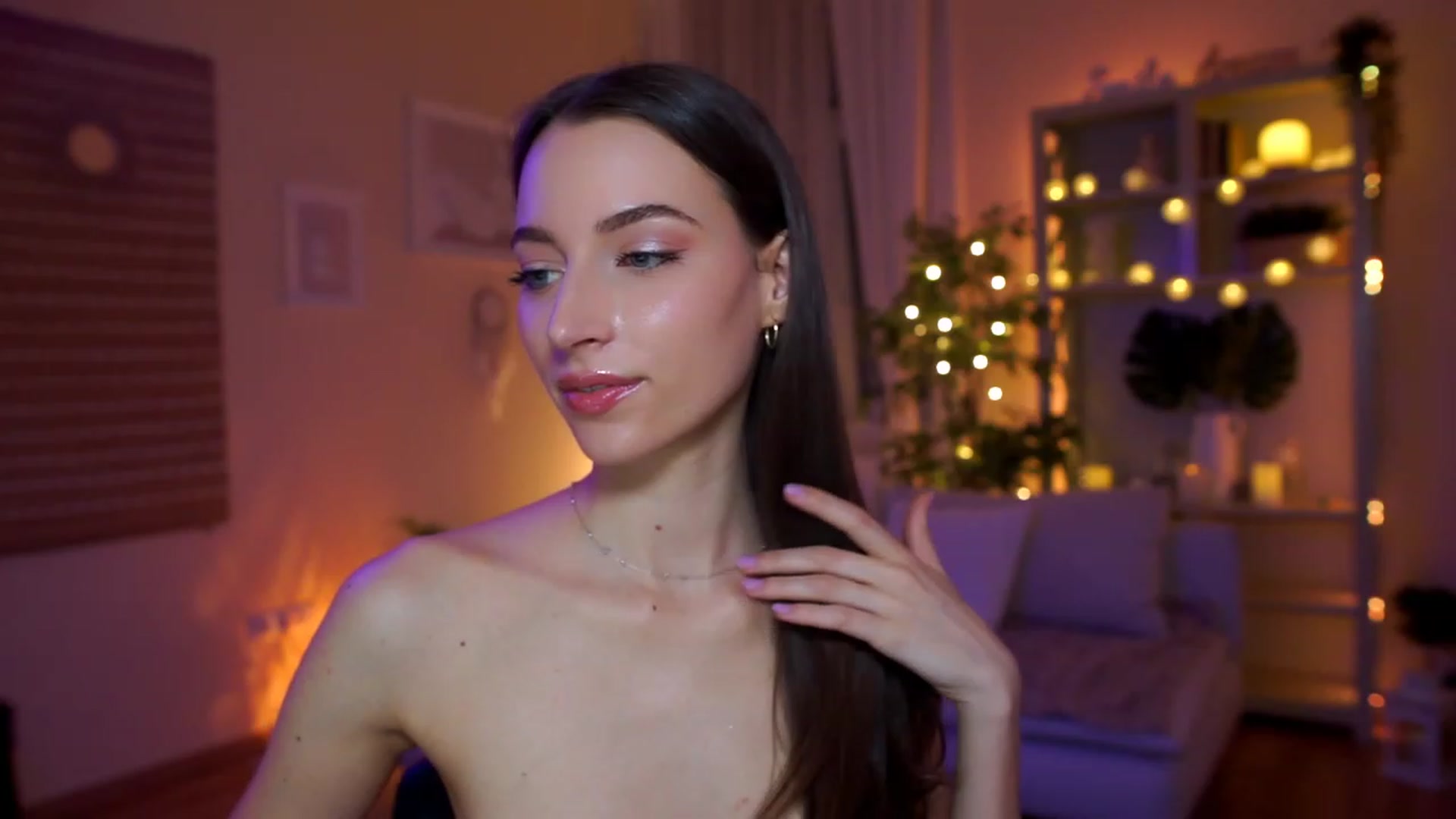 Gallery image thumbnail from Emily_grey69's myfreecams stream on, 03/31/2023, 17:14 image 20 of 20