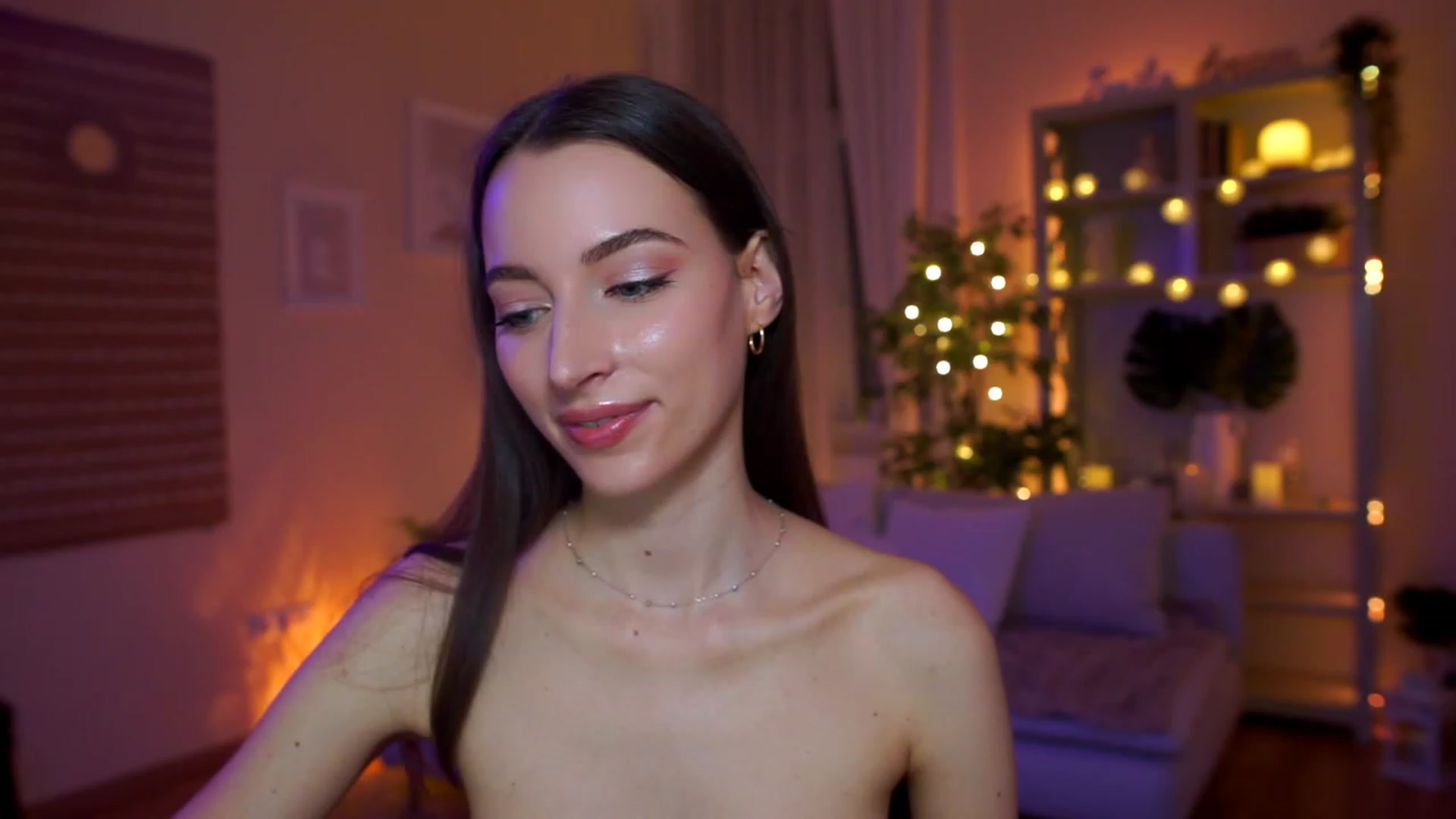 Gallery image thumbnail from Emily_grey69's myfreecams stream on, 03/31/2023, 17:14 image 18 of 20
