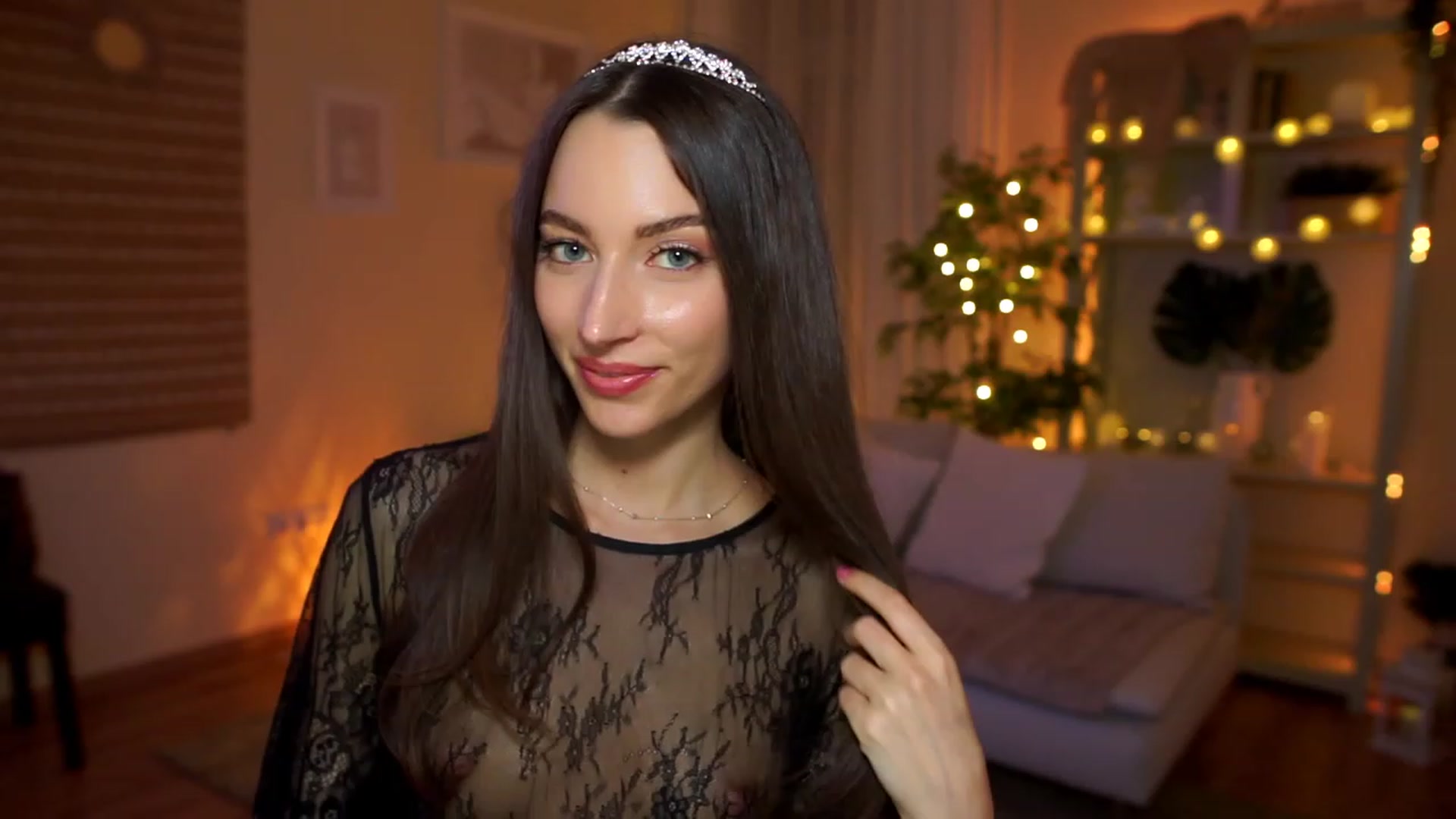 Gallery image thumbnail from Emily_grey69's myfreecams stream on, 04/12/2023, 19:04 image 6 of 20