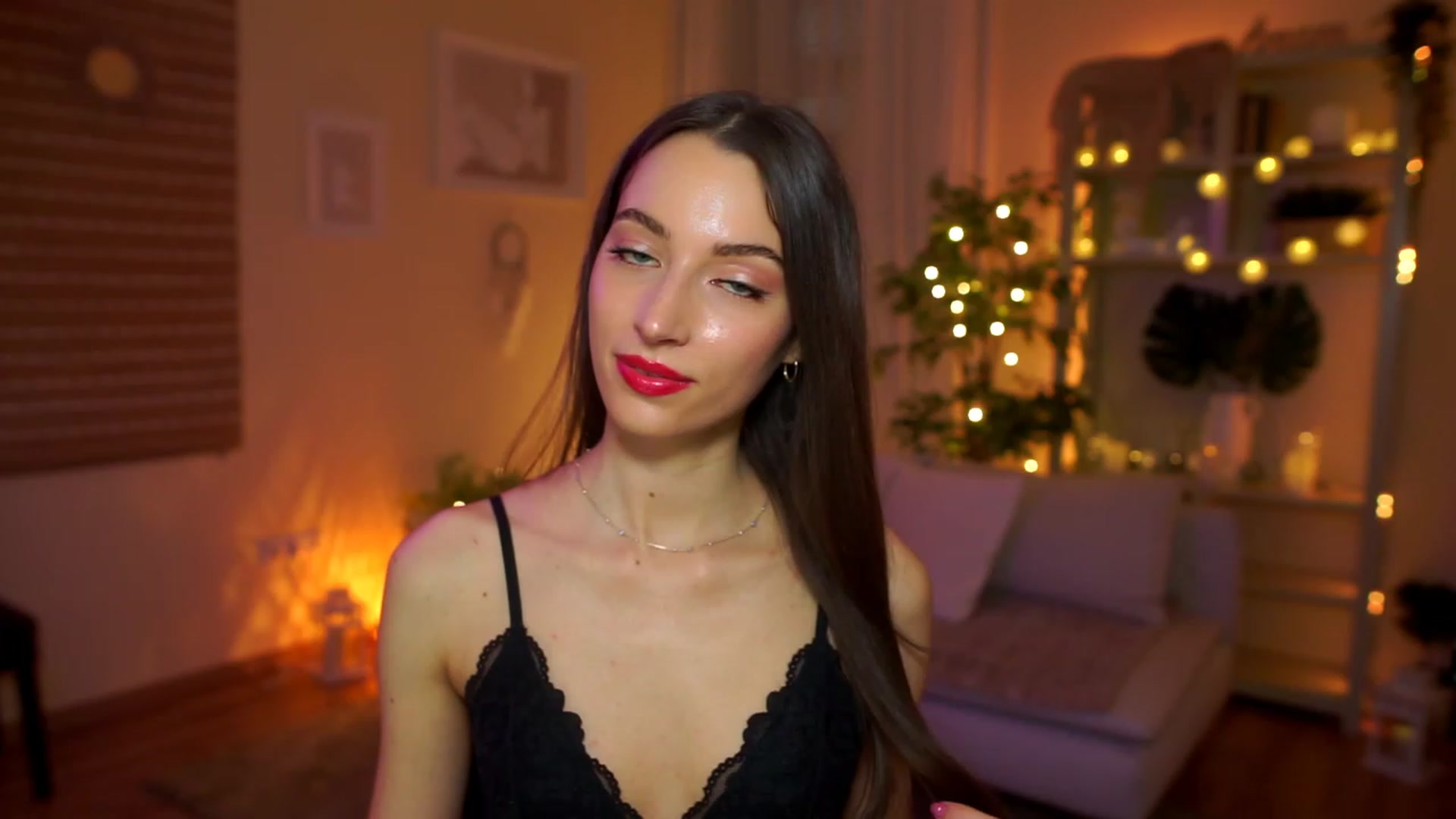 Gallery image thumbnail from Emily_grey69's myfreecams stream on, 04/13/2023, 14:21 image 6 of 20