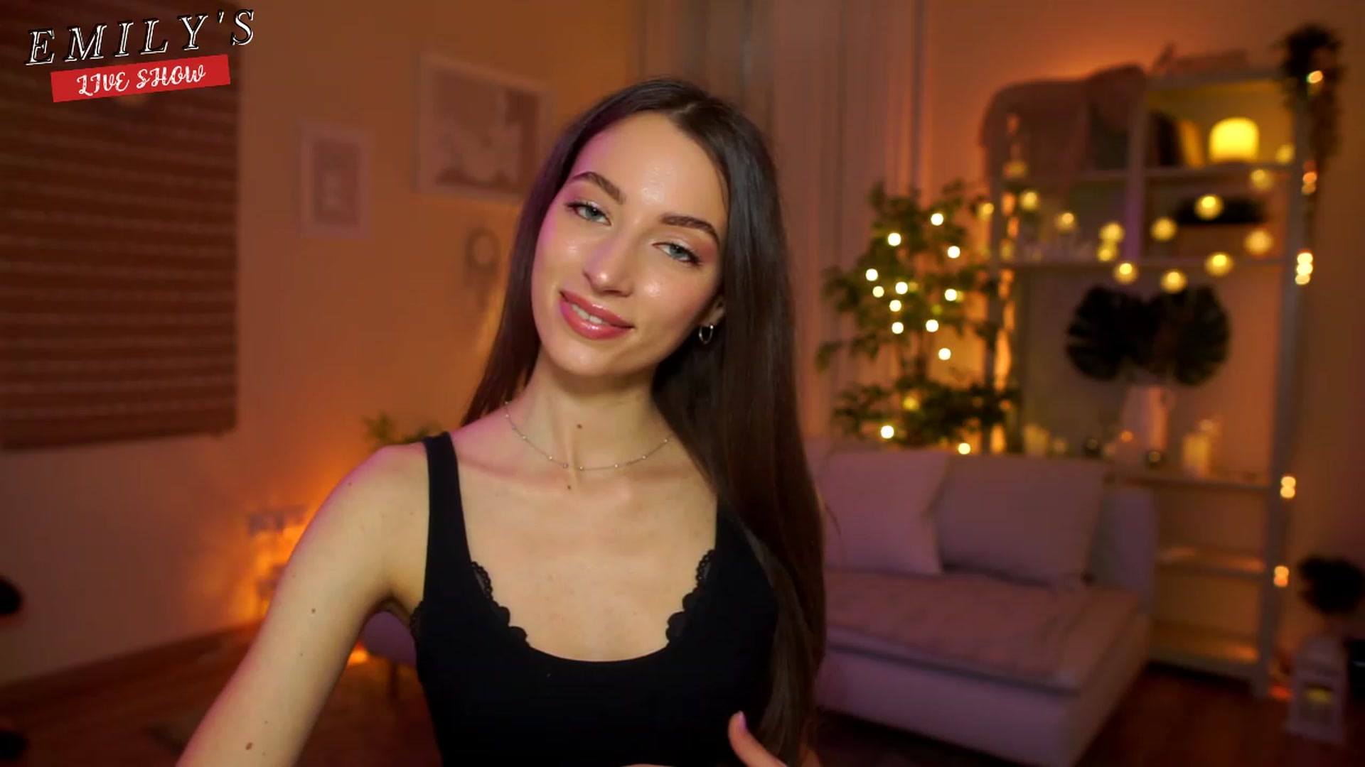 Gallery image thumbnail from Emily_grey69's myfreecams stream on, 04/18/2023, 11:45 image 6 of 20