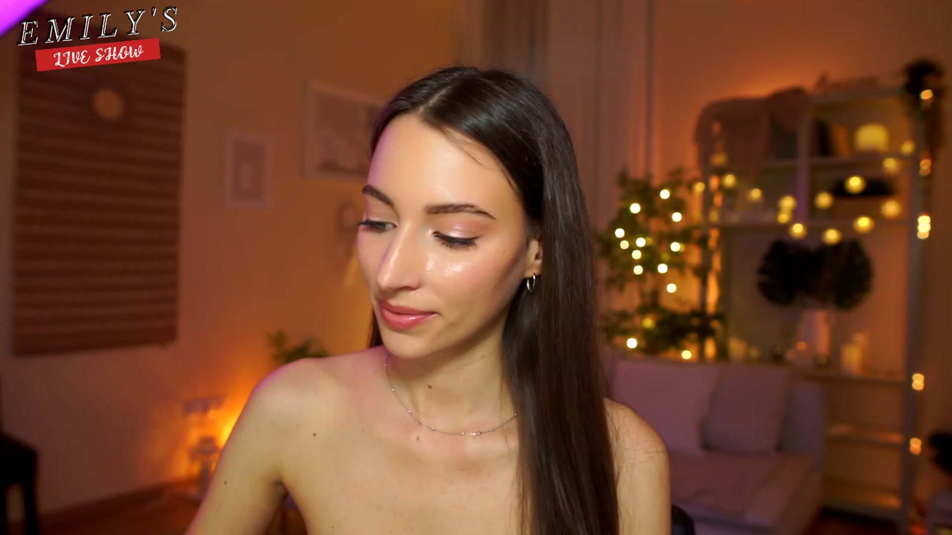 Gallery image thumbnail from Emily_grey69's myfreecams stream on, 04/18/2023, 14:43 image 20 of 20