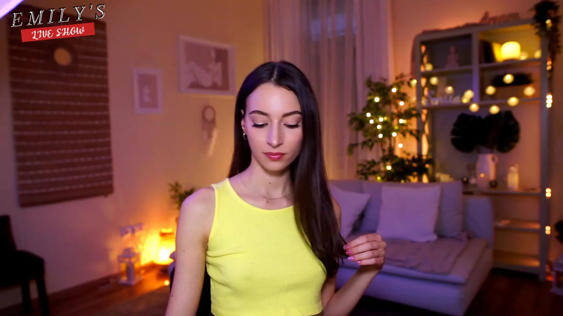 Gallery image thumbnail from Emily_grey69's myfreecams stream on, 04/20/2023, 11:13 image 16 of 20