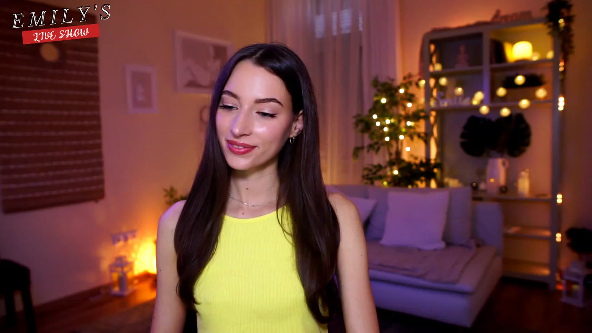 Gallery image thumbnail from Emily_grey69's myfreecams stream on, 04/20/2023, 11:13 image 2 of 20