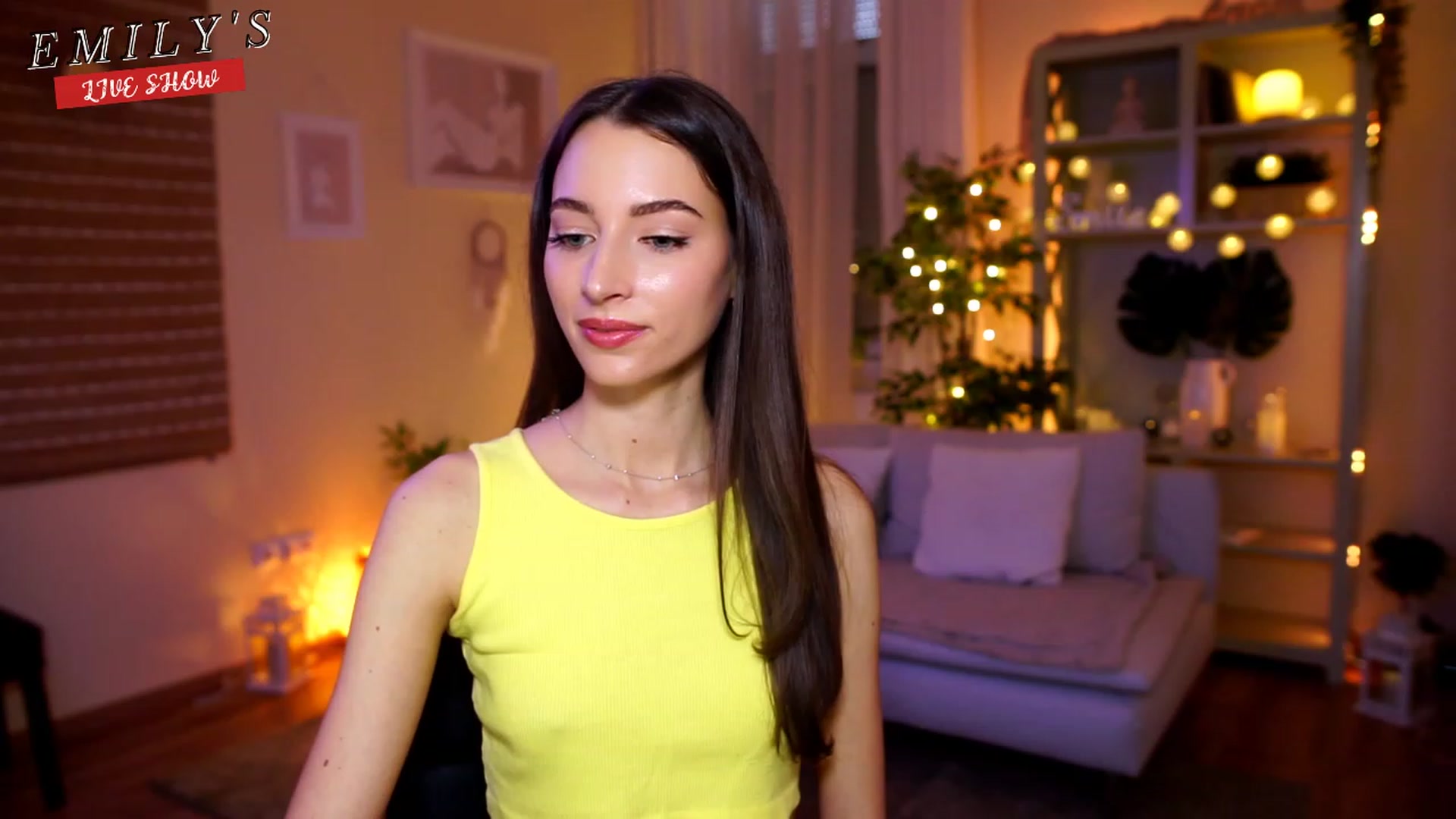 Gallery image thumbnail from Emily_grey69's myfreecams stream on, 04/20/2023, 13:06 image 19 of 20