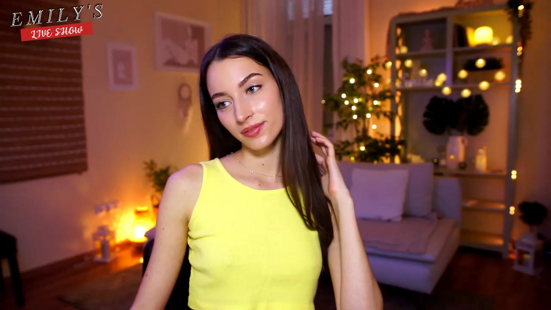 Gallery image thumbnail from Emily_grey69's myfreecams stream on, 04/20/2023, 13:06 image 18 of 20