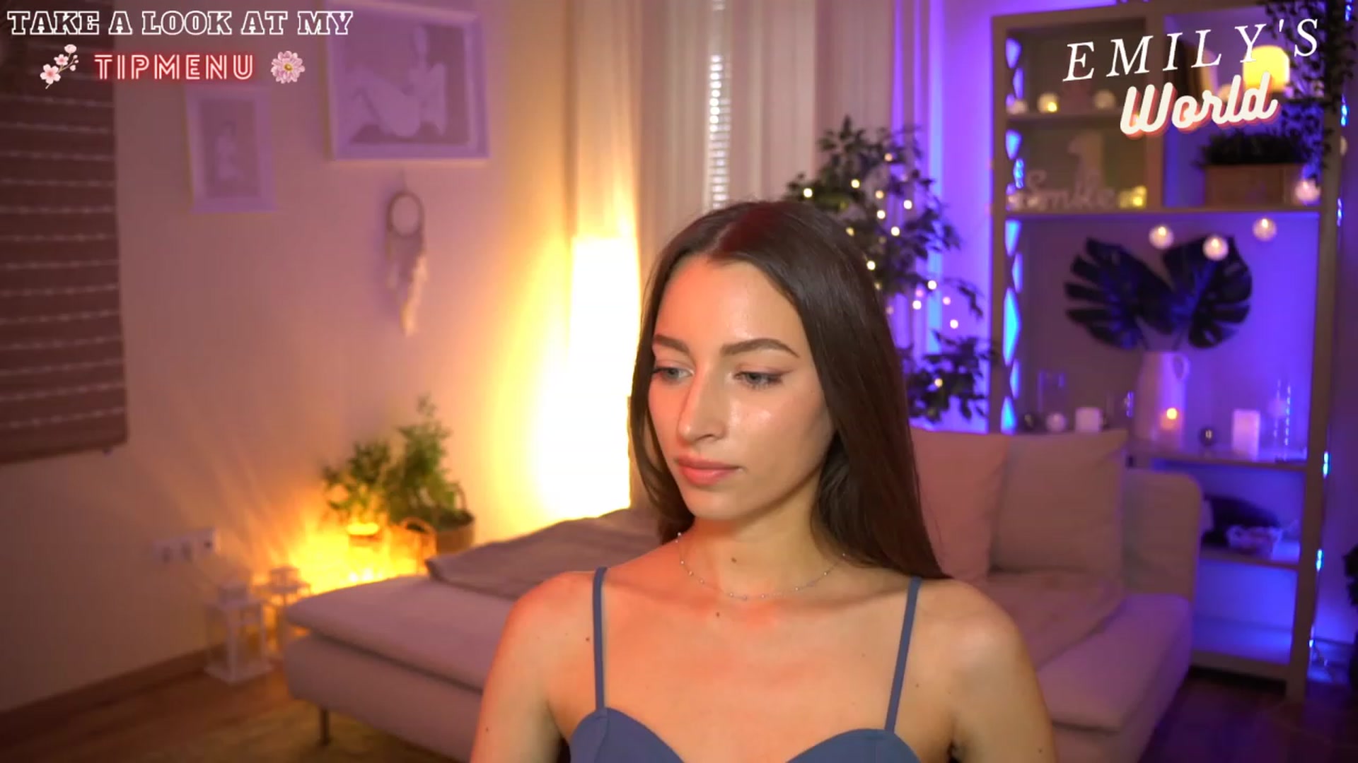 Gallery image thumbnail from Emily_grey69's myfreecams stream on, 06/26/2023, 16:21 image 14 of 20