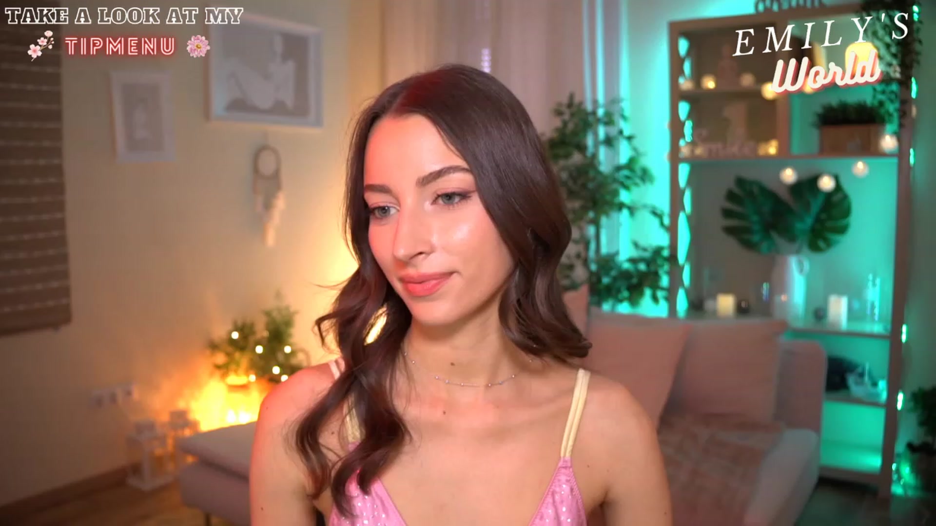 Gallery image thumbnail from Emily_grey69's myfreecams stream on, 07/08/2023, 14:27 image 5 of 20