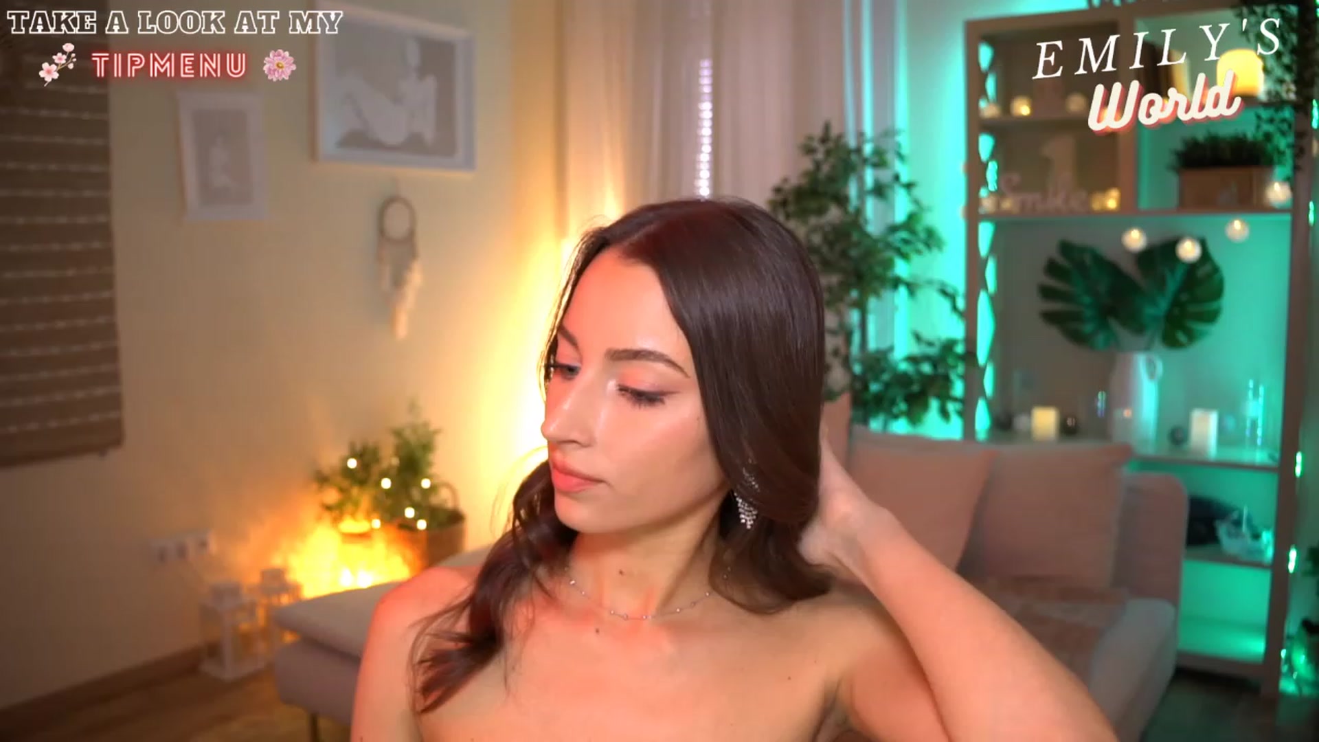 Gallery image thumbnail from Emily_grey69's myfreecams stream on, 07/08/2023, 14:49 image 2 of 20