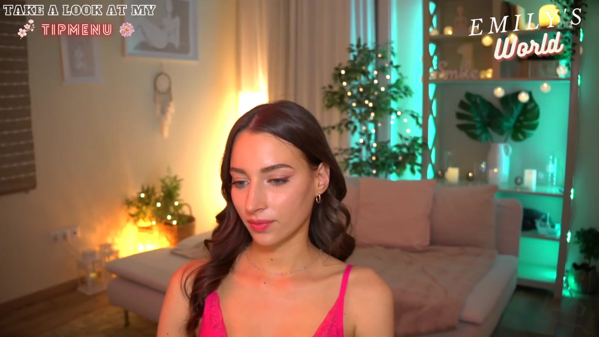Gallery image thumbnail from Emily_grey69's myfreecams stream on, 07/11/2023, 19:41 image 19 of 20