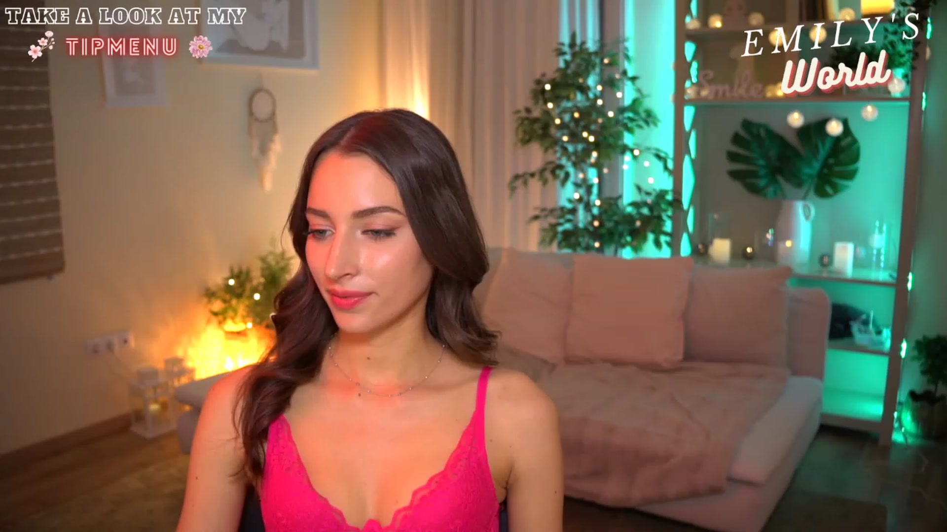Gallery image thumbnail from Emily_grey69's myfreecams stream on, 07/11/2023, 19:41 image 1 of 20