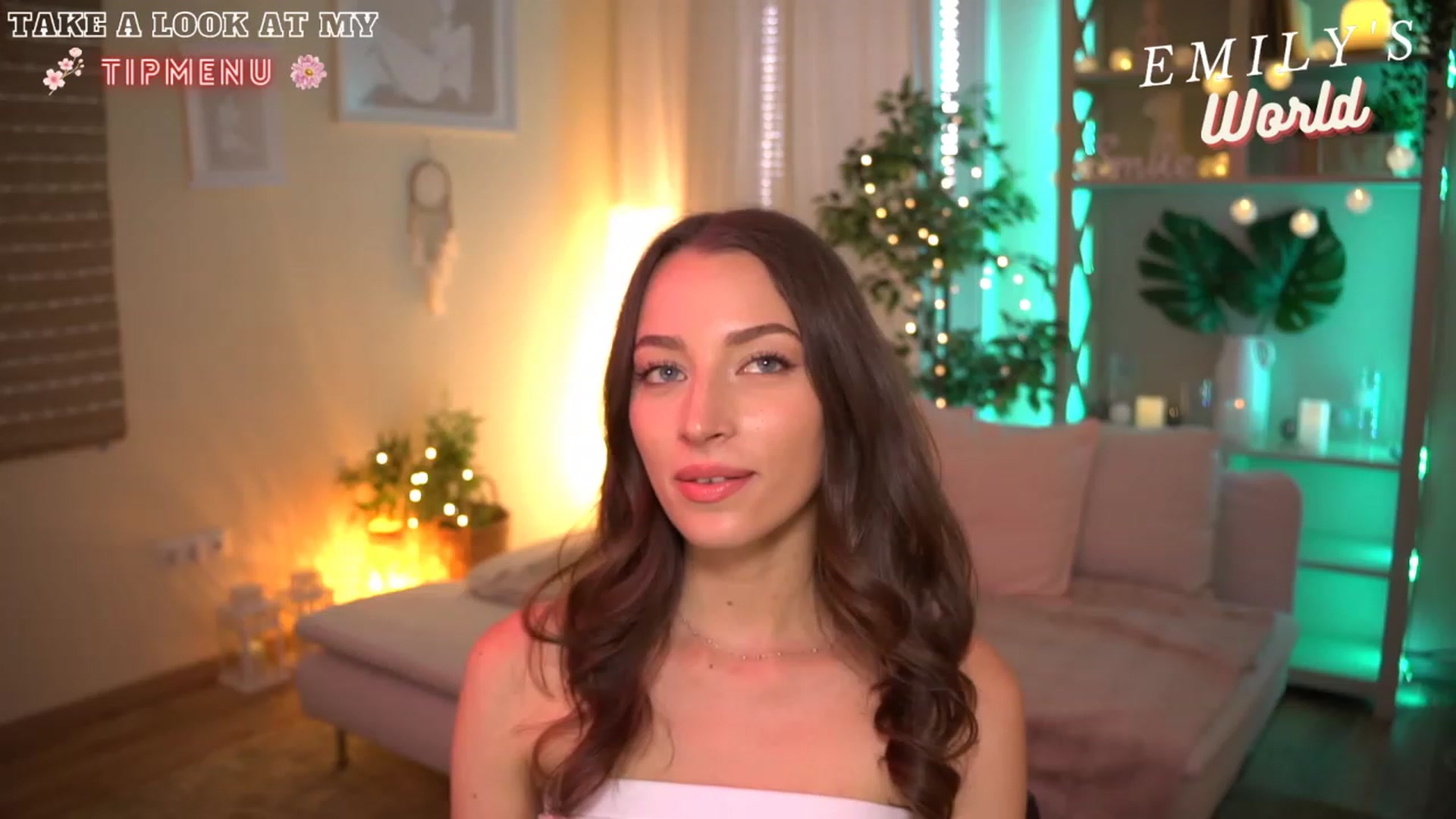 Gallery image thumbnail from Emily_grey69's myfreecams stream on, 07/15/2023, 16:59 image 1 of 20