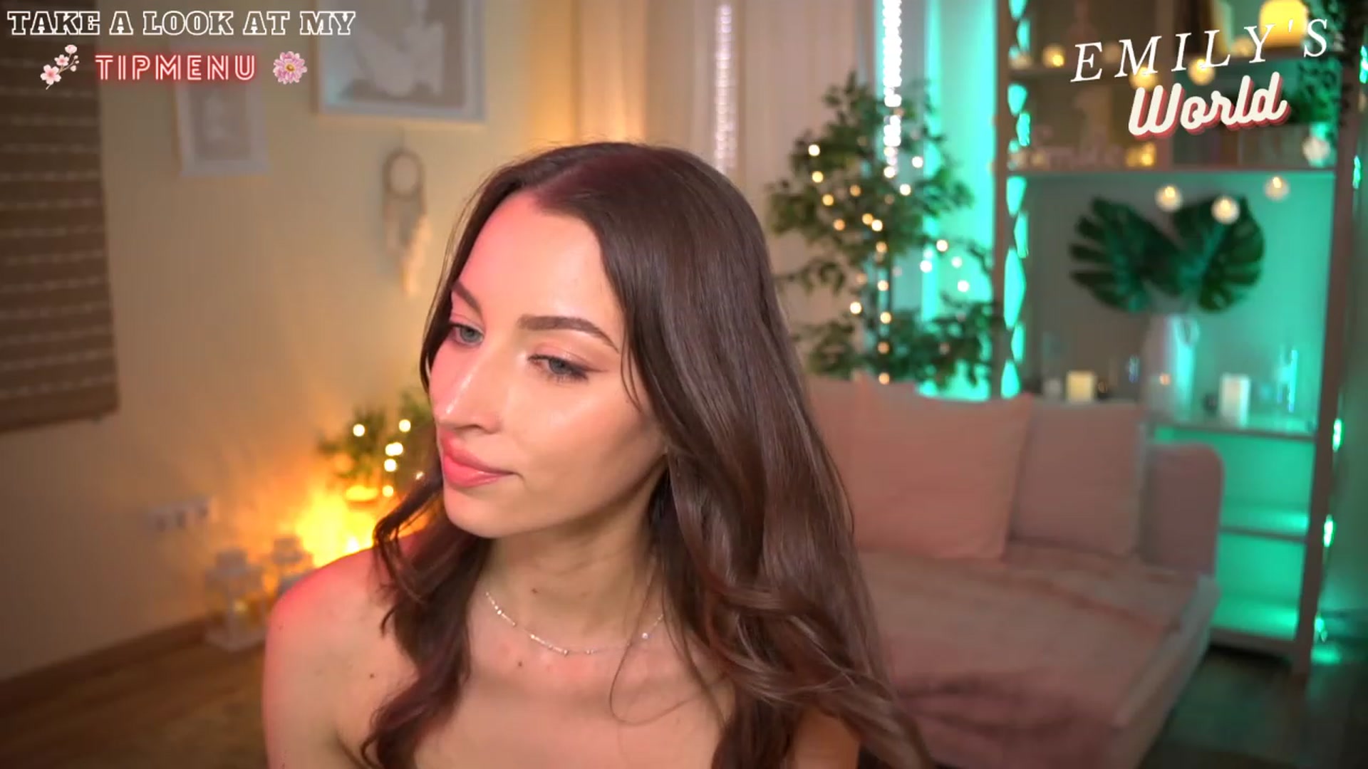 Gallery image thumbnail from Emily_grey69's myfreecams stream on, 07/15/2023, 16:59 image 8 of 20
