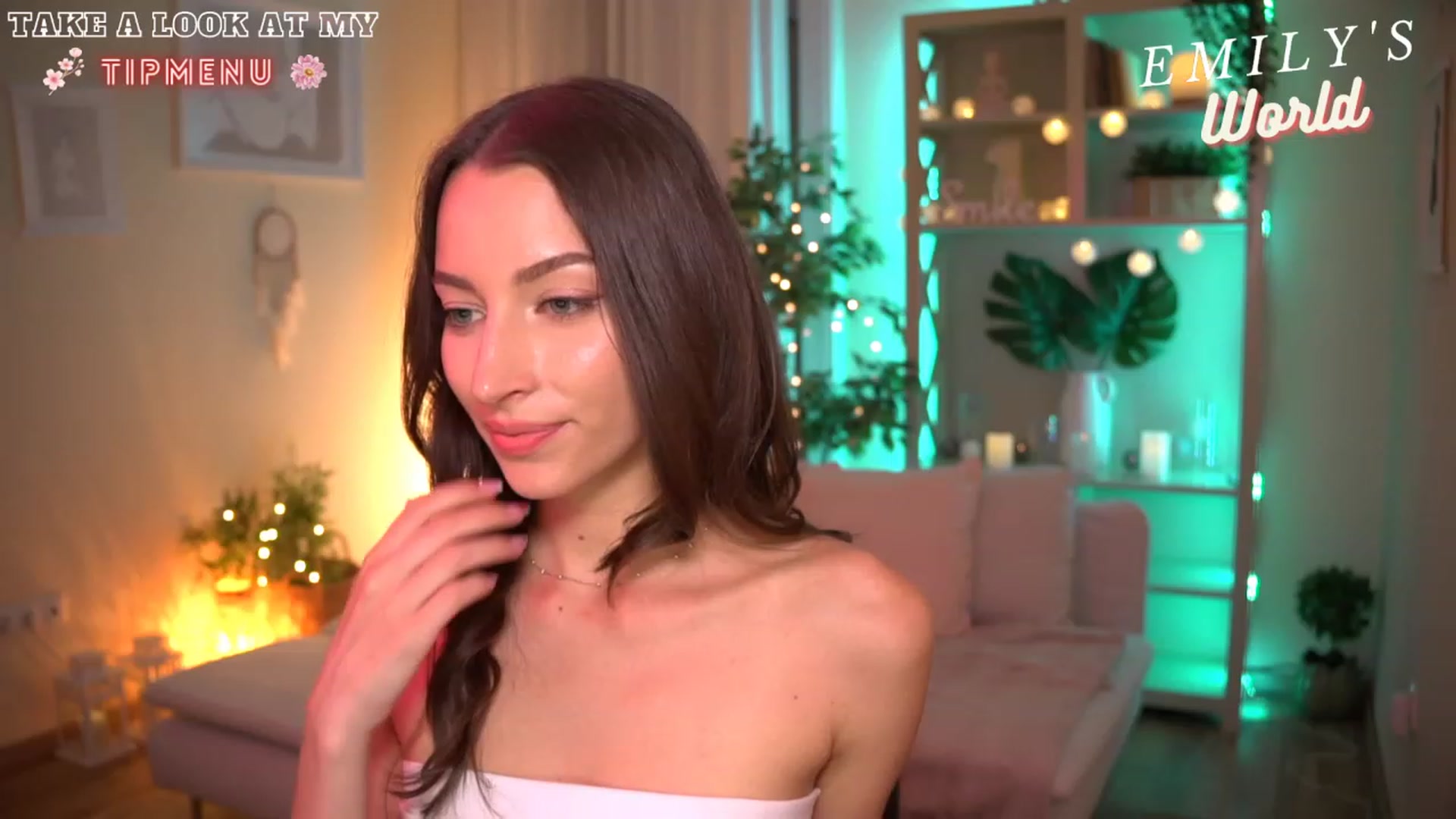 Gallery image thumbnail from Emily_grey69's myfreecams stream on, 07/15/2023, 20:55 image 10 of 20