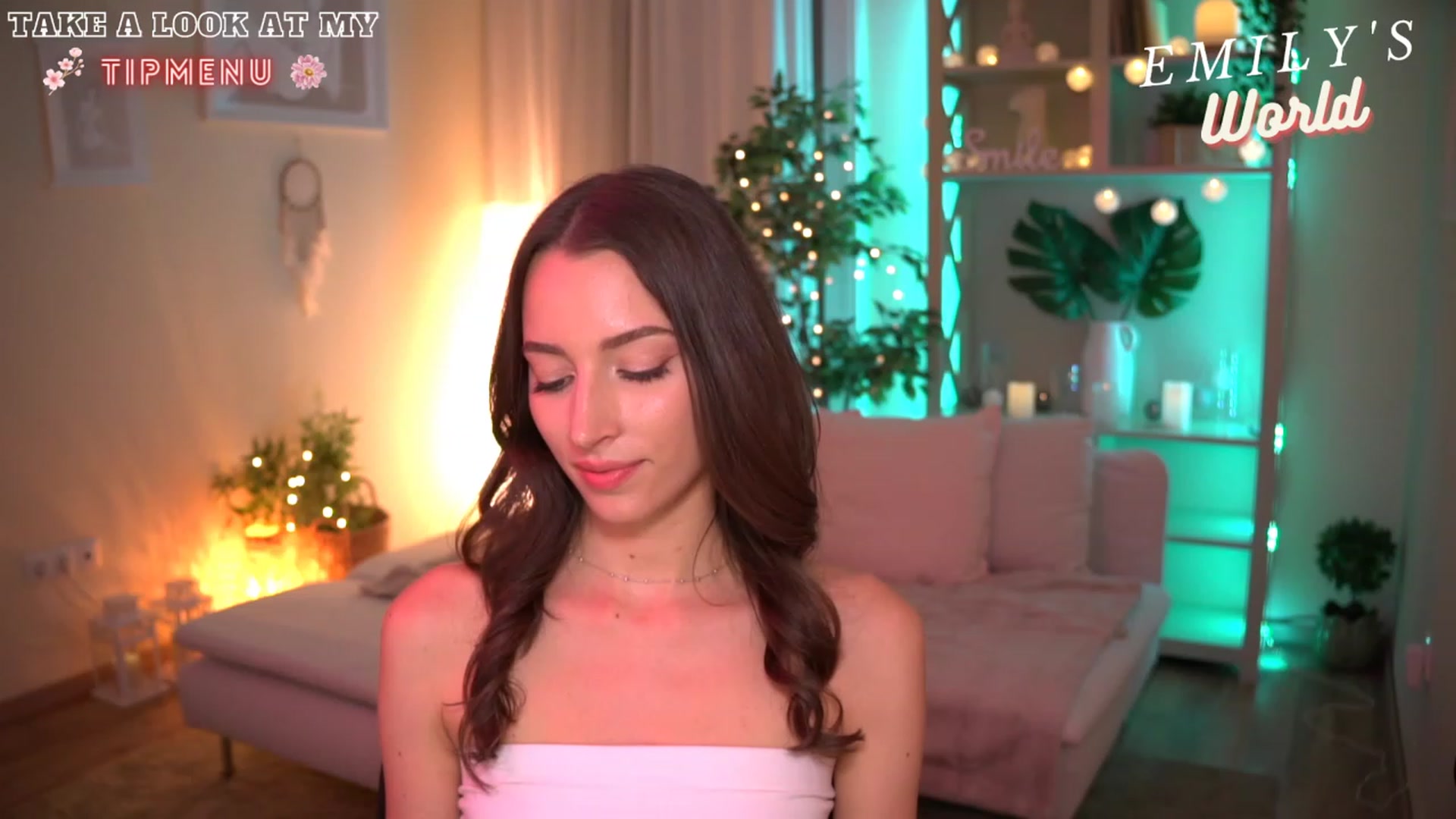 Gallery image thumbnail from Emily_grey69's myfreecams stream on, 07/15/2023, 20:55 image 4 of 20