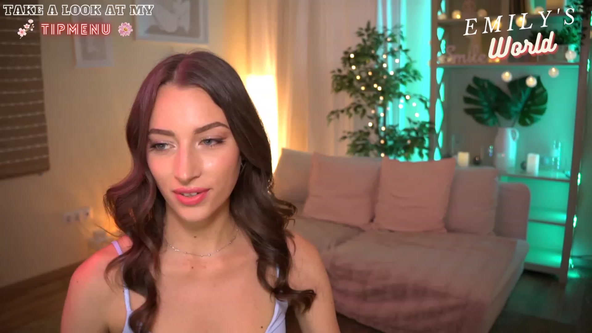 Gallery image thumbnail from Emily_grey69's myfreecams stream on, 07/16/2023, 17:31 image 1 of 20