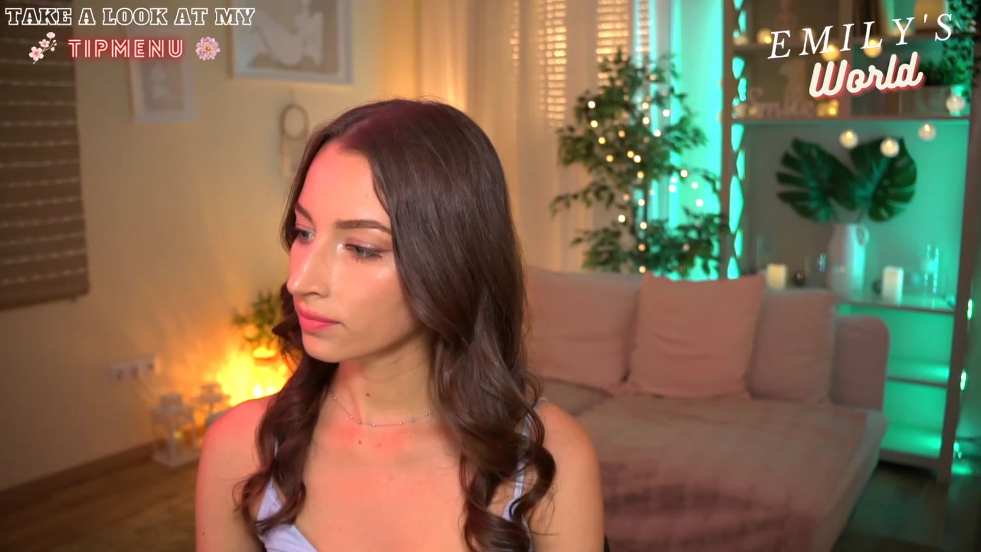 Gallery image thumbnail from Emily_grey69's myfreecams stream on, 07/16/2023, 17:55 image 6 of 20