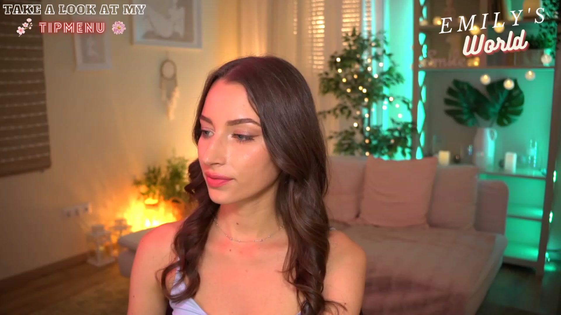 Gallery image thumbnail from Emily_grey69's myfreecams stream on, 07/16/2023, 17:55 image 2 of 20