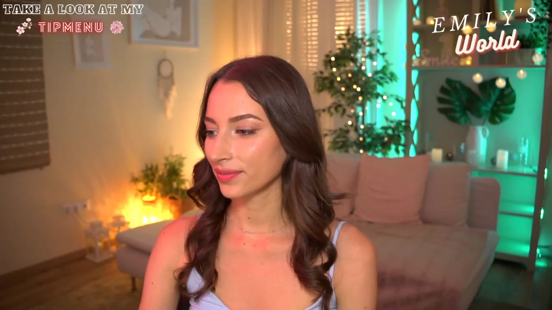 Gallery image thumbnail from Emily_grey69's myfreecams stream on, 07/16/2023, 17:55 image 10 of 20