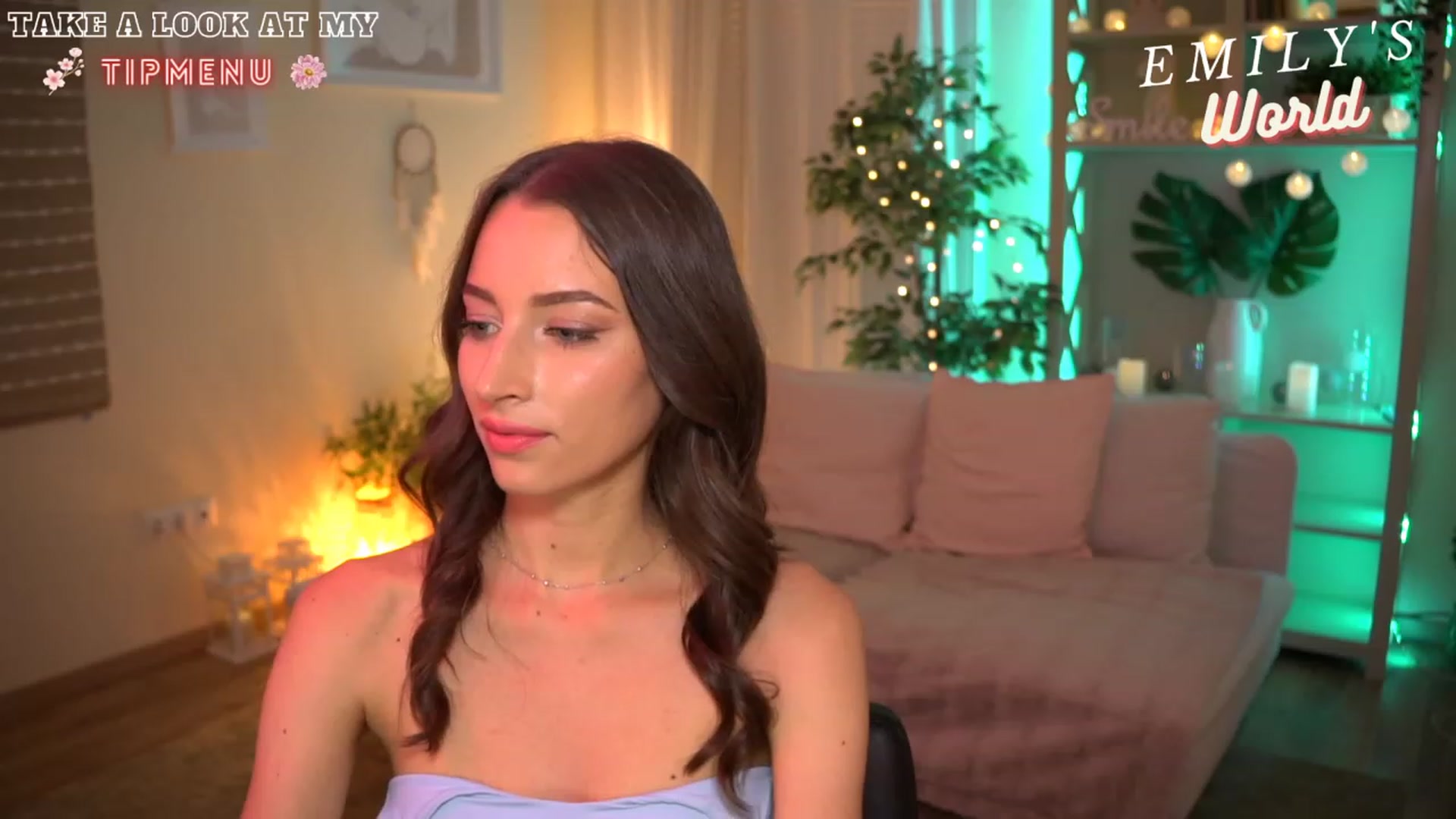 Gallery image thumbnail from Emily_grey69's myfreecams stream on, 07/16/2023, 18:24 image 8 of 20