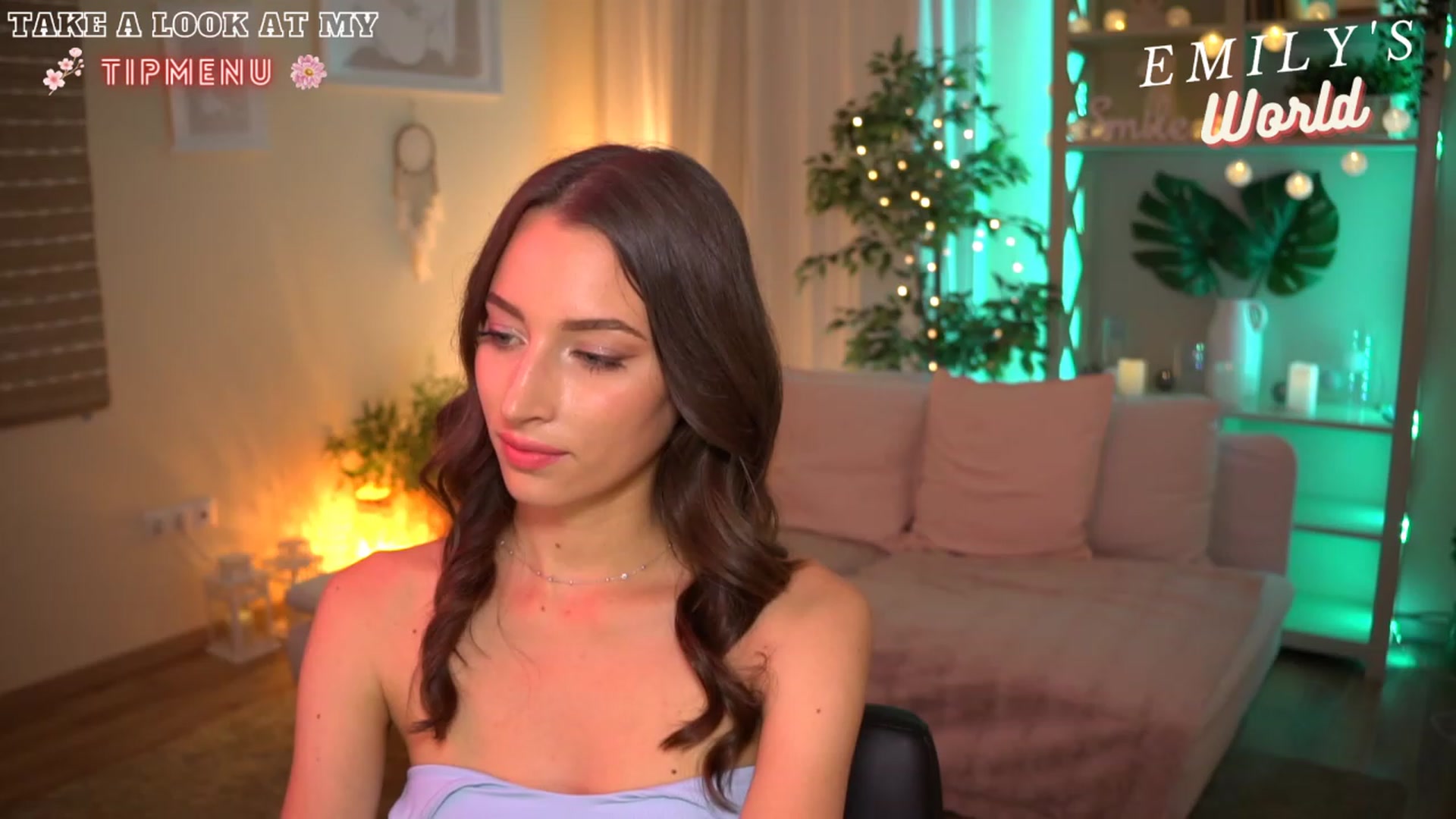 Gallery image thumbnail from Emily_grey69's myfreecams stream on, 07/16/2023, 18:24 image 9 of 20