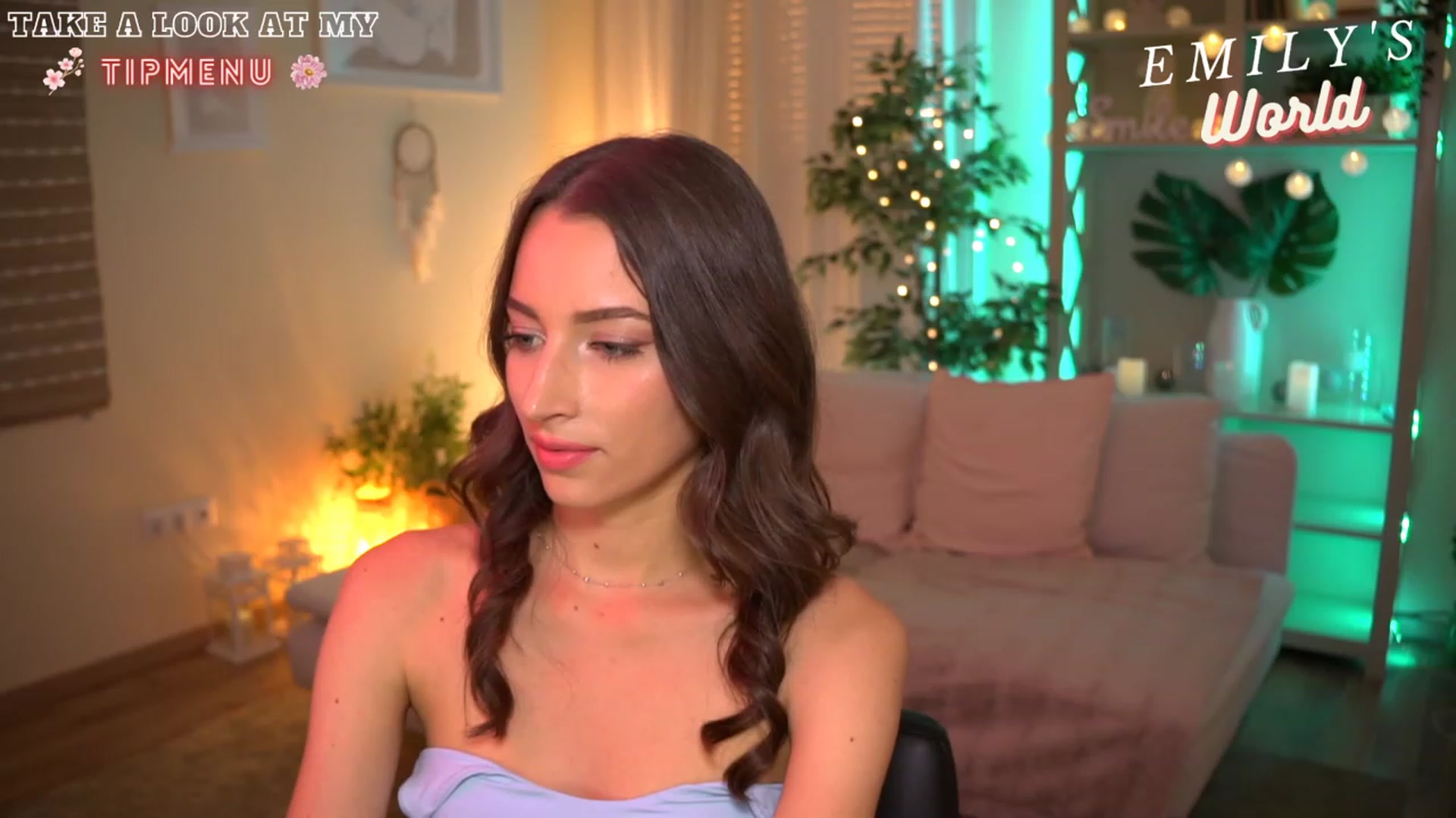 Gallery image thumbnail from Emily_grey69's myfreecams stream on, 07/16/2023, 18:24 image 6 of 20