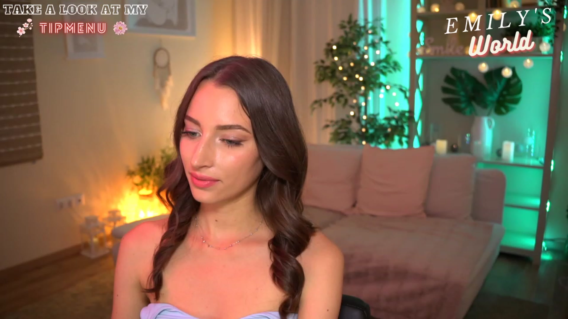 Gallery image thumbnail from Emily_grey69's myfreecams stream on, 07/16/2023, 18:24 image 12 of 20