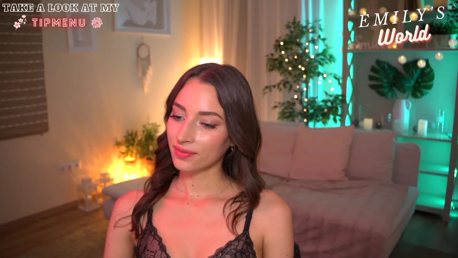 Gallery image thumbnail from Emily_grey69's myfreecams stream on, 07/16/2023, 20:05 image 20 of 20