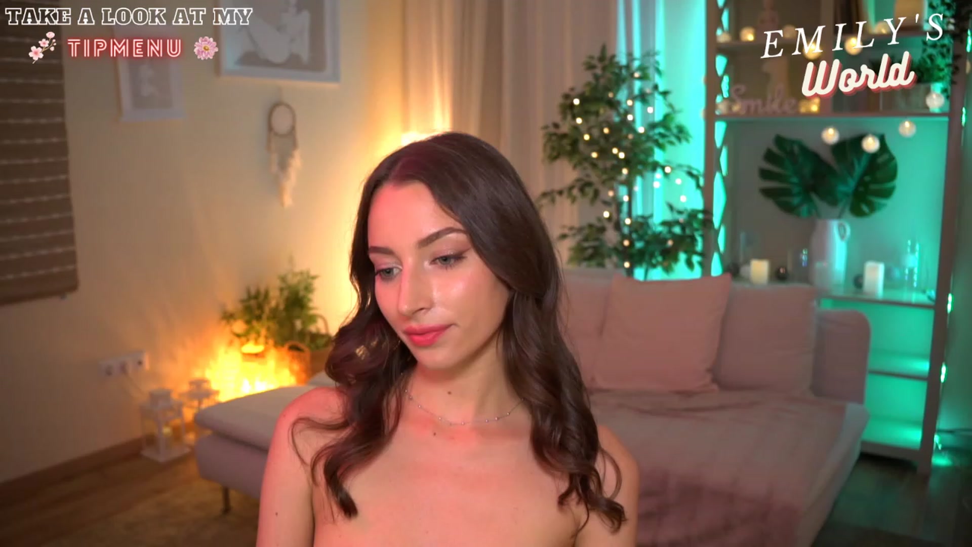 Gallery image thumbnail from Emily_grey69's myfreecams stream on, 07/16/2023, 20:05 image 10 of 20