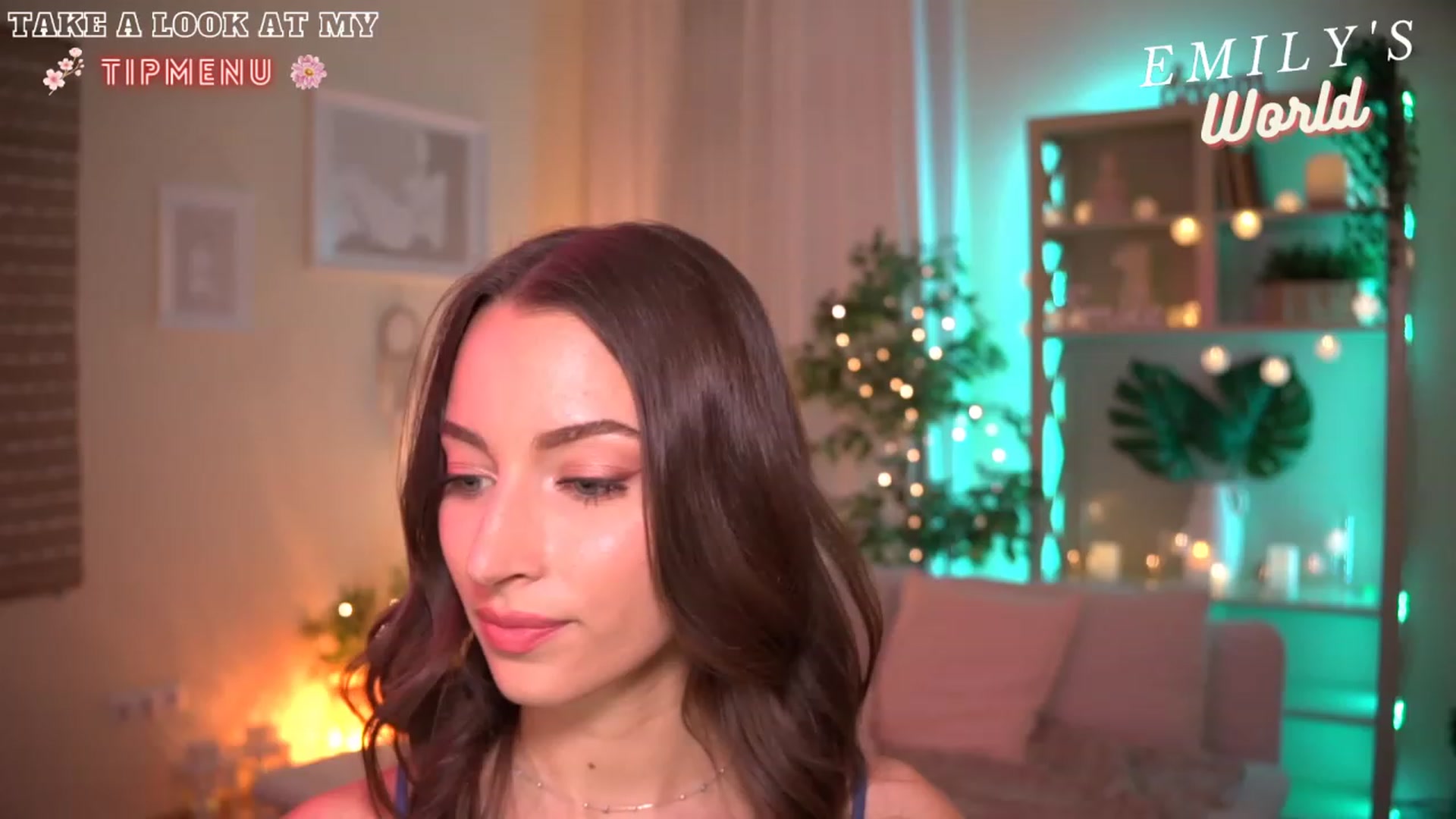 Gallery image thumbnail from Emily_grey69's myfreecams stream on, 07/19/2023, 17:20 image 5 of 20