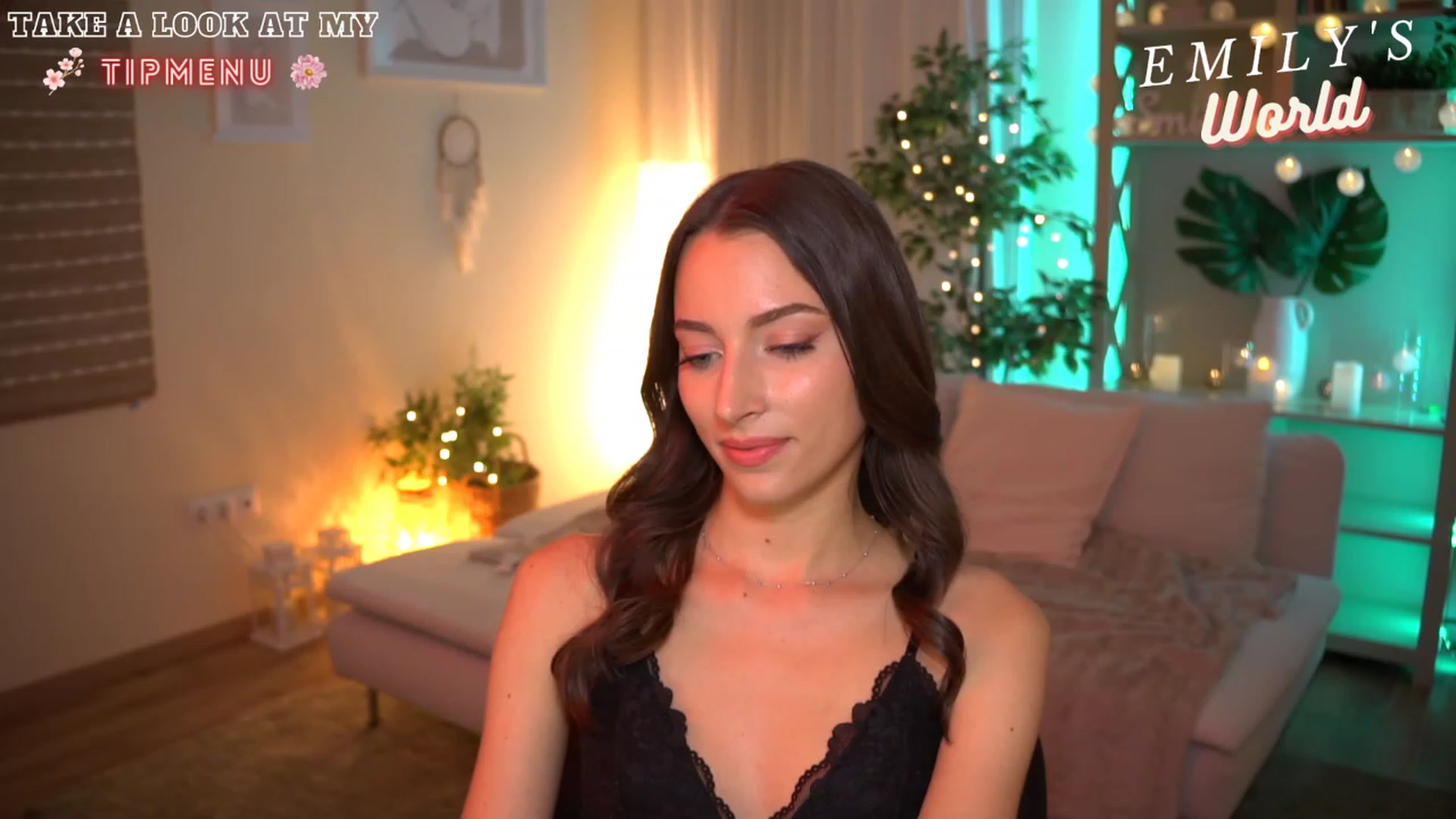 Gallery image thumbnail from Emily_grey69's myfreecams stream on, 07/19/2023, 19:23 image 5 of 20